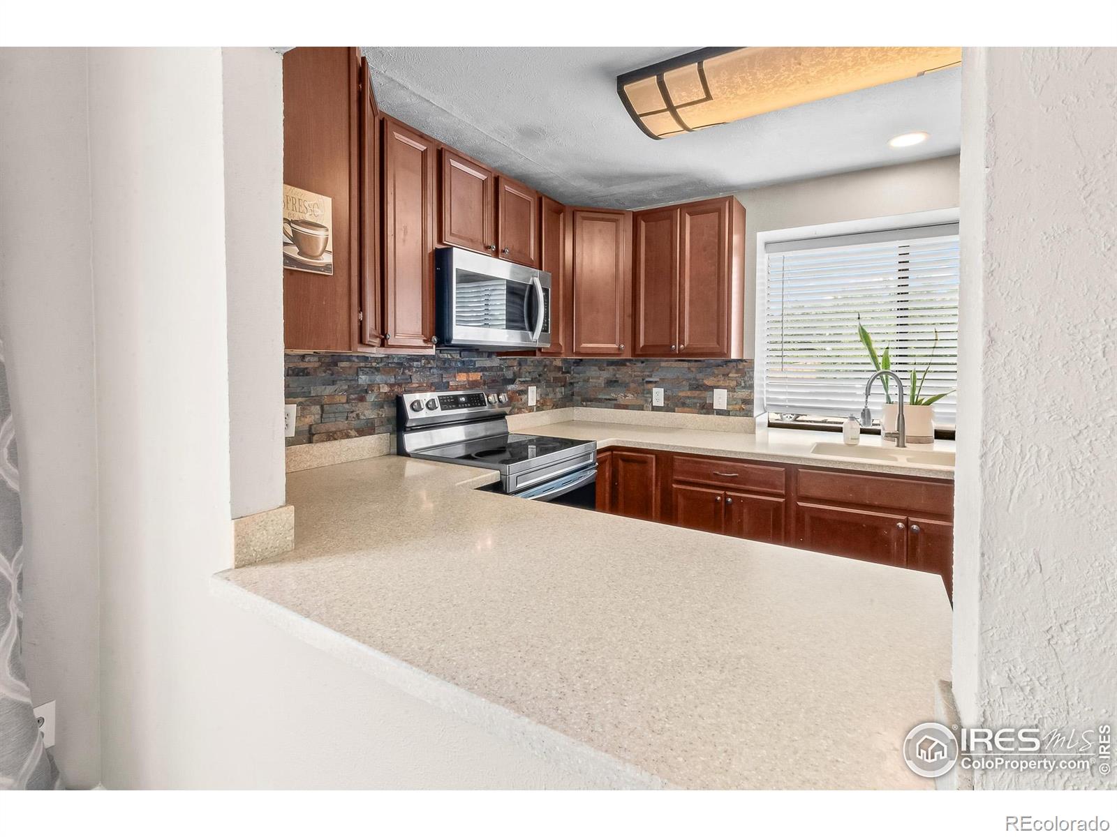 MLS Image #10 for 7414  benton street,arvada, Colorado