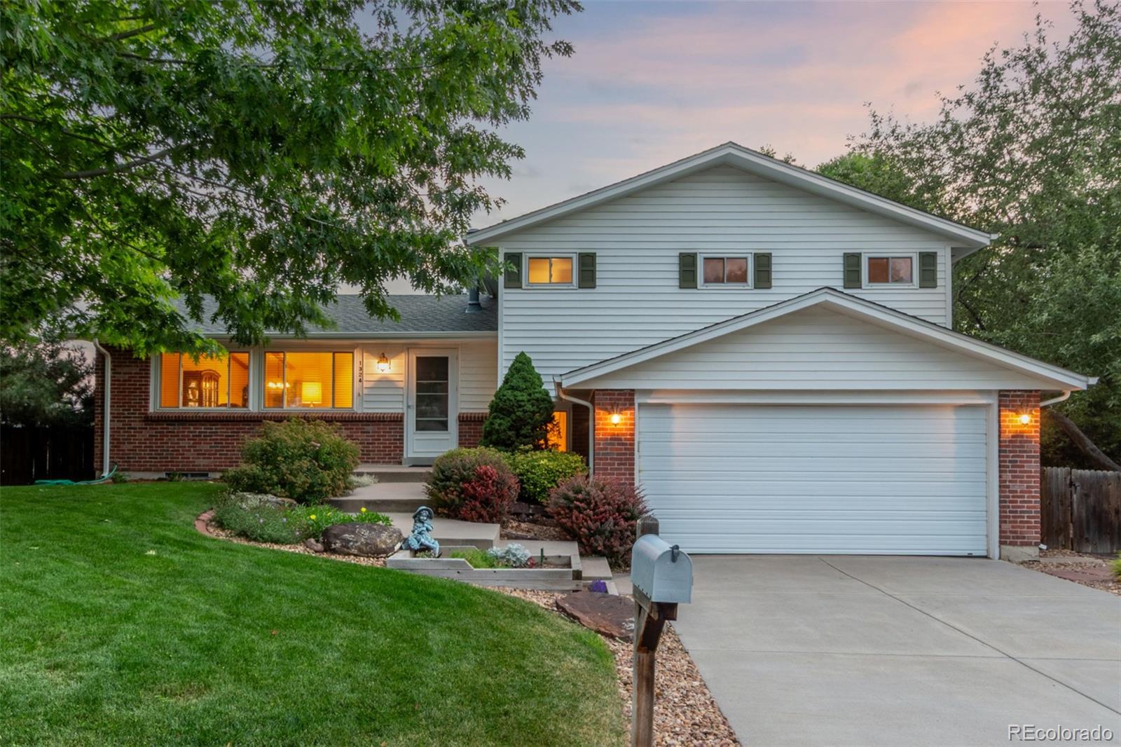 MLS Image #0 for 1324 e easter circle,centennial, Colorado