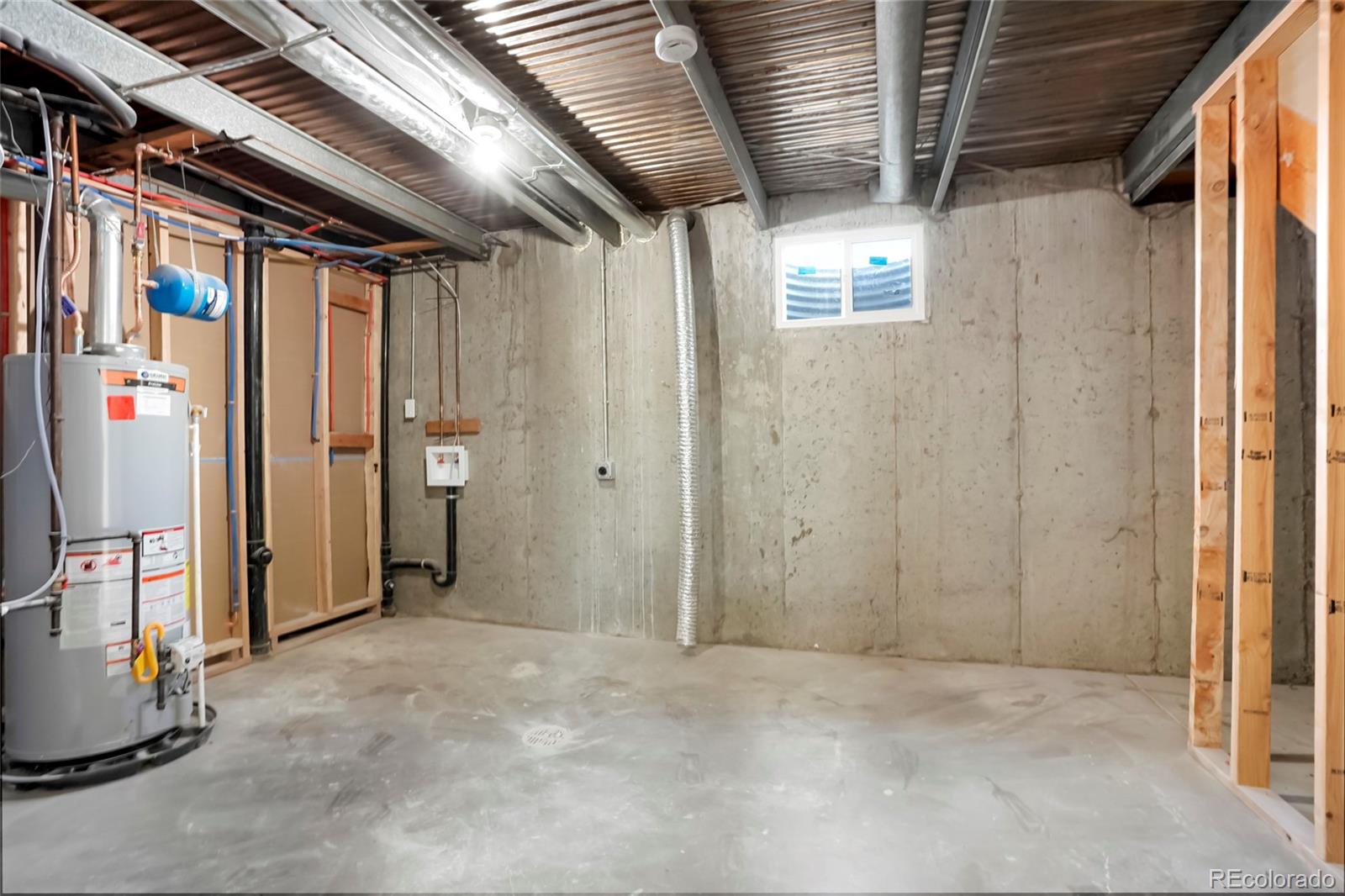 MLS Image #17 for 5554  crystal way,denver, Colorado