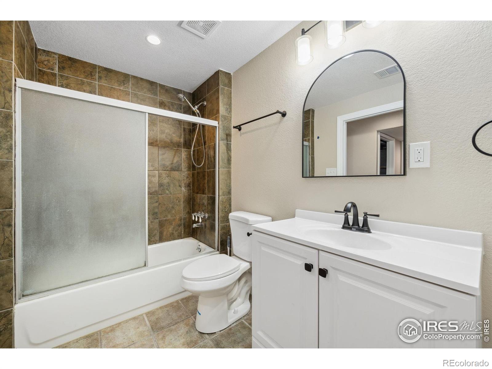MLS Image #17 for 4020  meadows avenue,evans, Colorado
