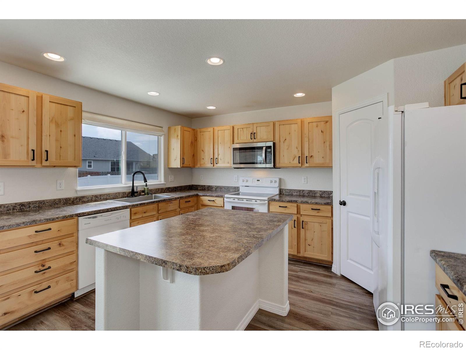 MLS Image #9 for 4171  front stretch drive,wellington, Colorado