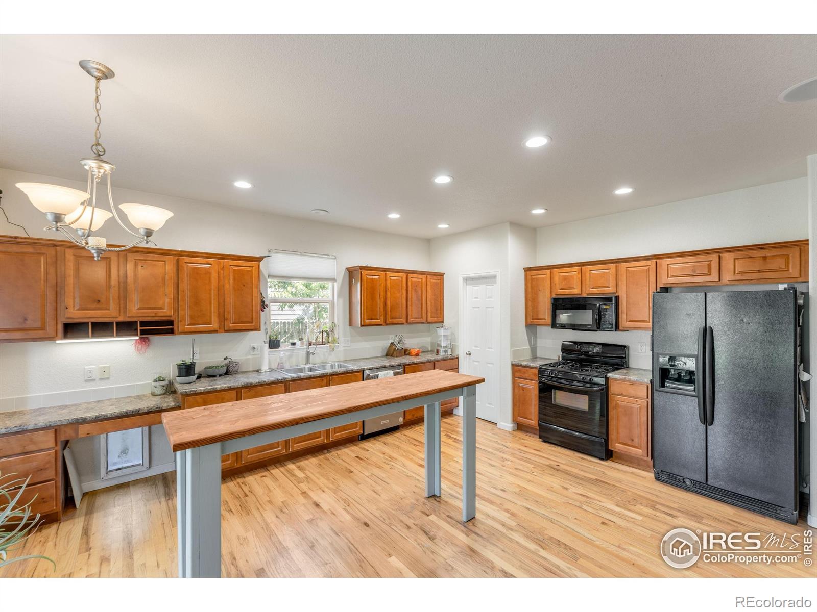 MLS Image #5 for 232  ricker lane,johnstown, Colorado