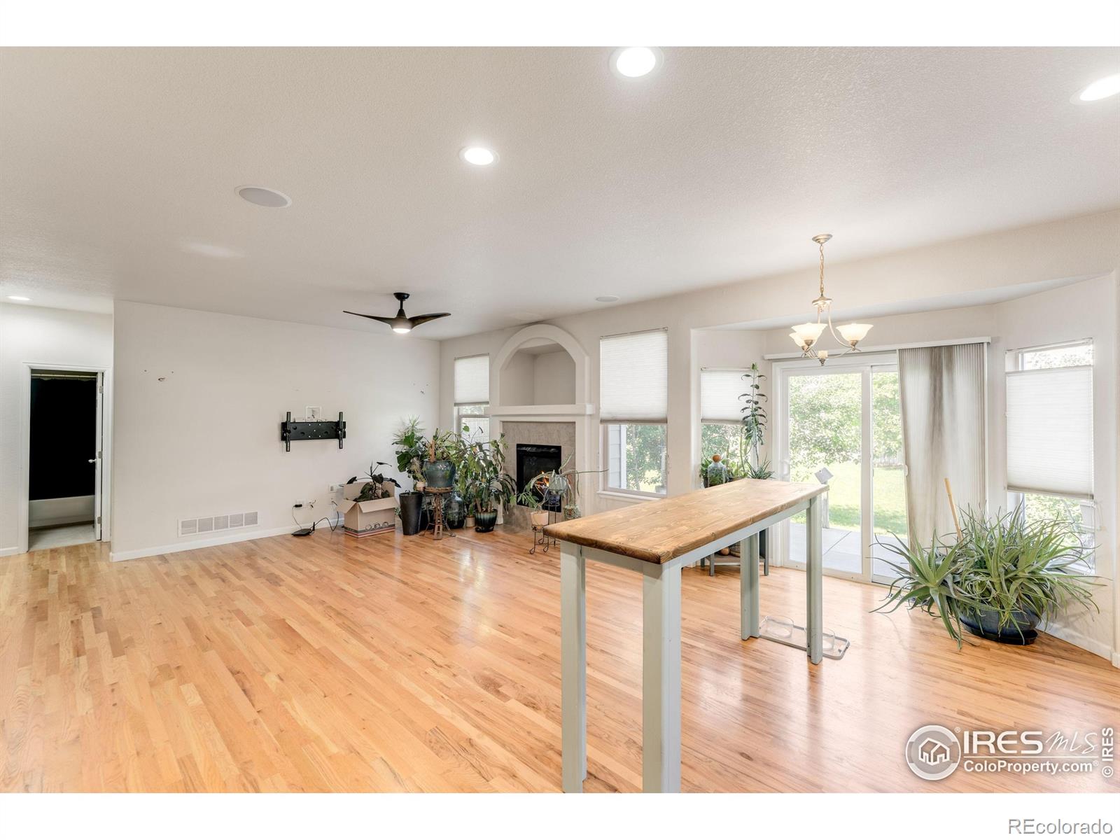 MLS Image #7 for 232  ricker lane,johnstown, Colorado