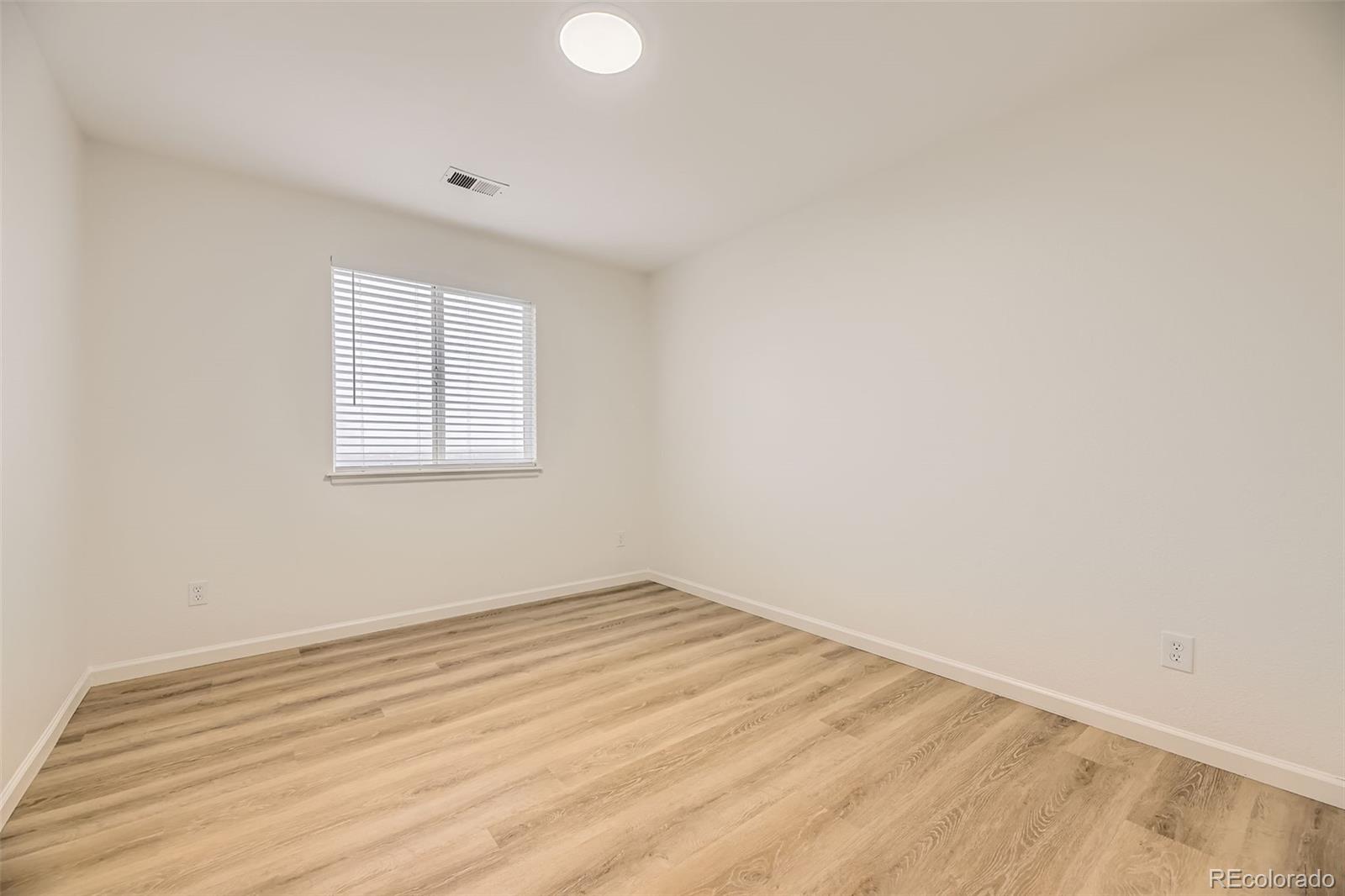 MLS Image #17 for 3200 s federal boulevard,denver, Colorado