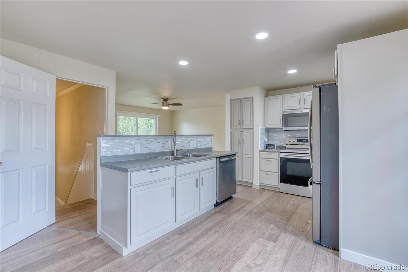MLS Image #2 for 2565  anjelina circle,colorado springs, Colorado