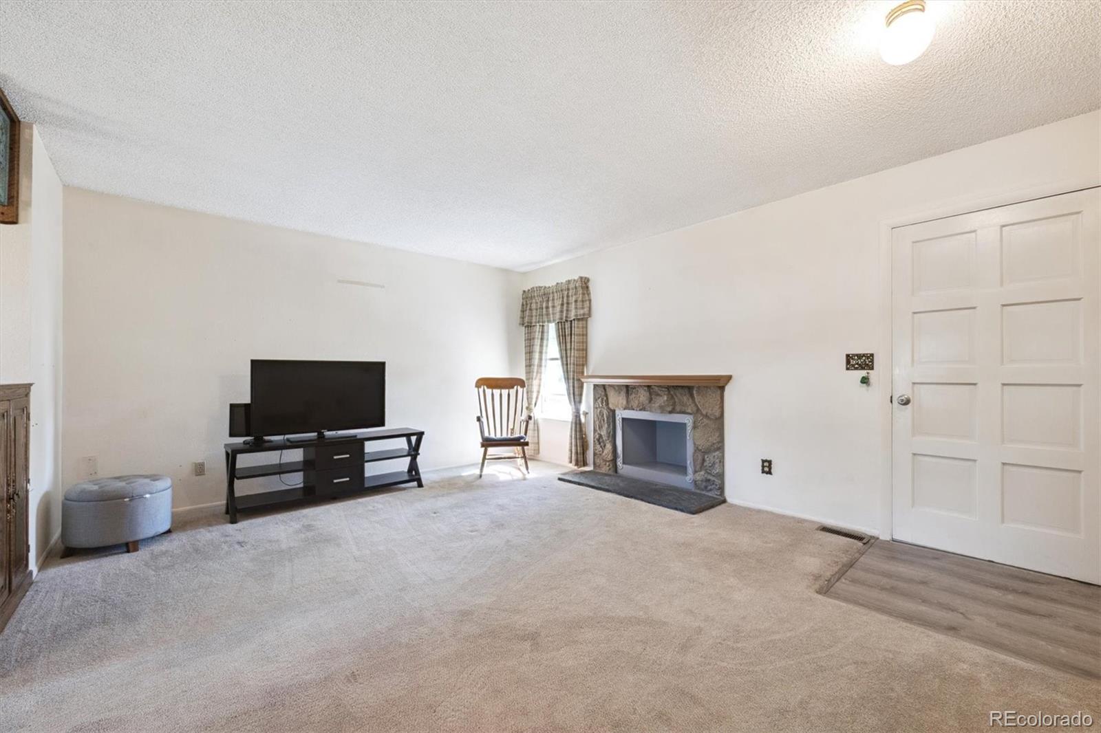 MLS Image #4 for 13225  grove way,broomfield, Colorado