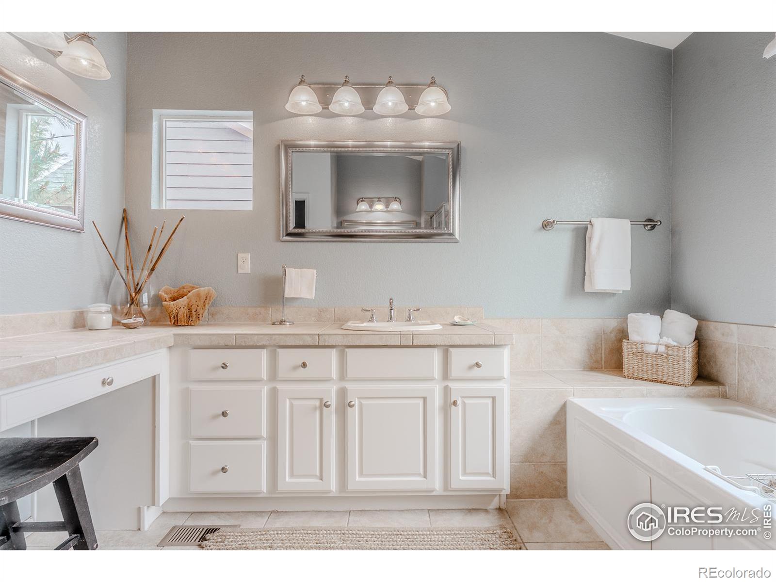 MLS Image #18 for 8367  devinney street,arvada, Colorado