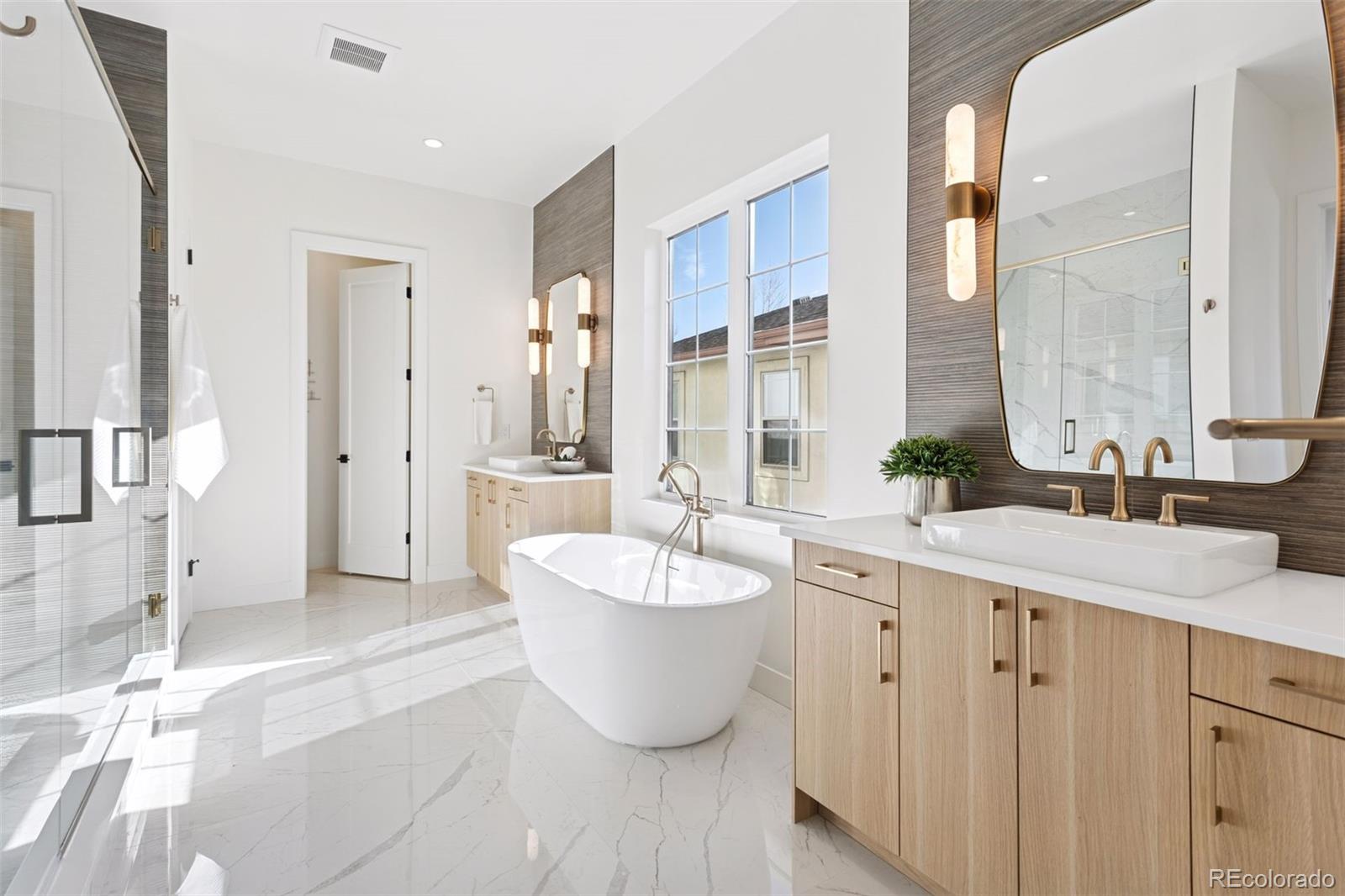 MLS Image #22 for 2311 s josephine street,denver, Colorado