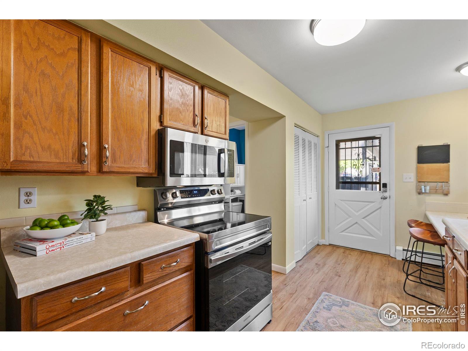 MLS Image #14 for 705 e drake road,fort collins, Colorado