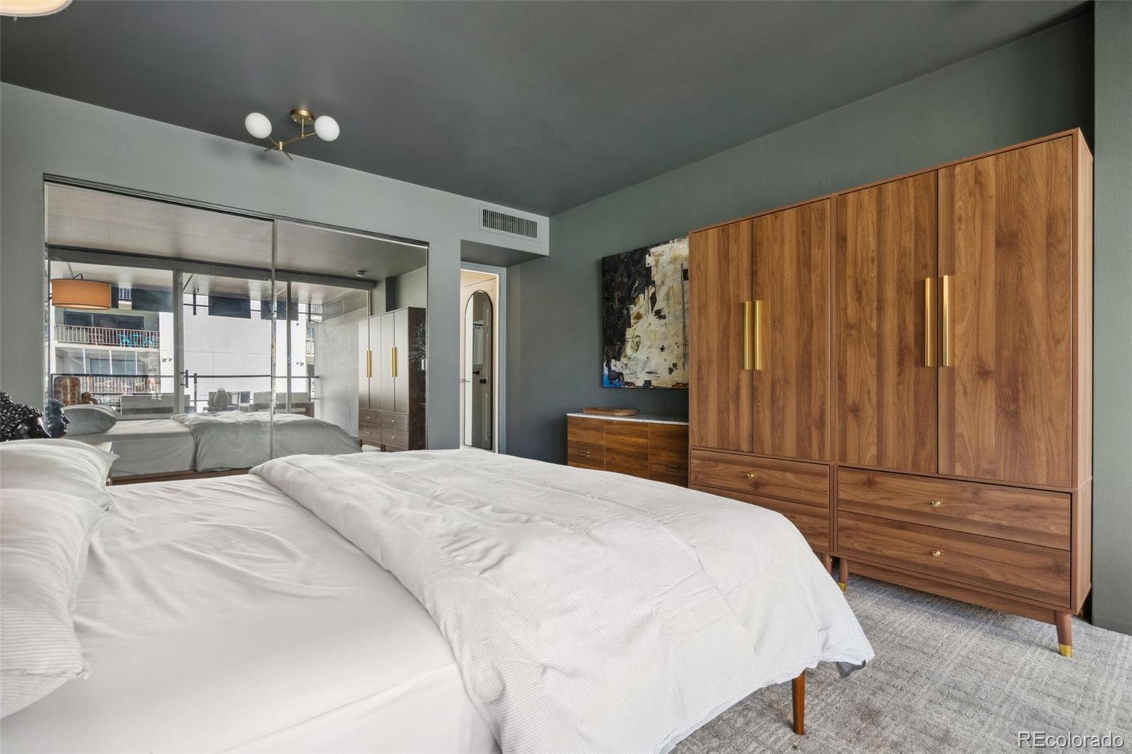 MLS Image #12 for 790 n washington street,denver, Colorado