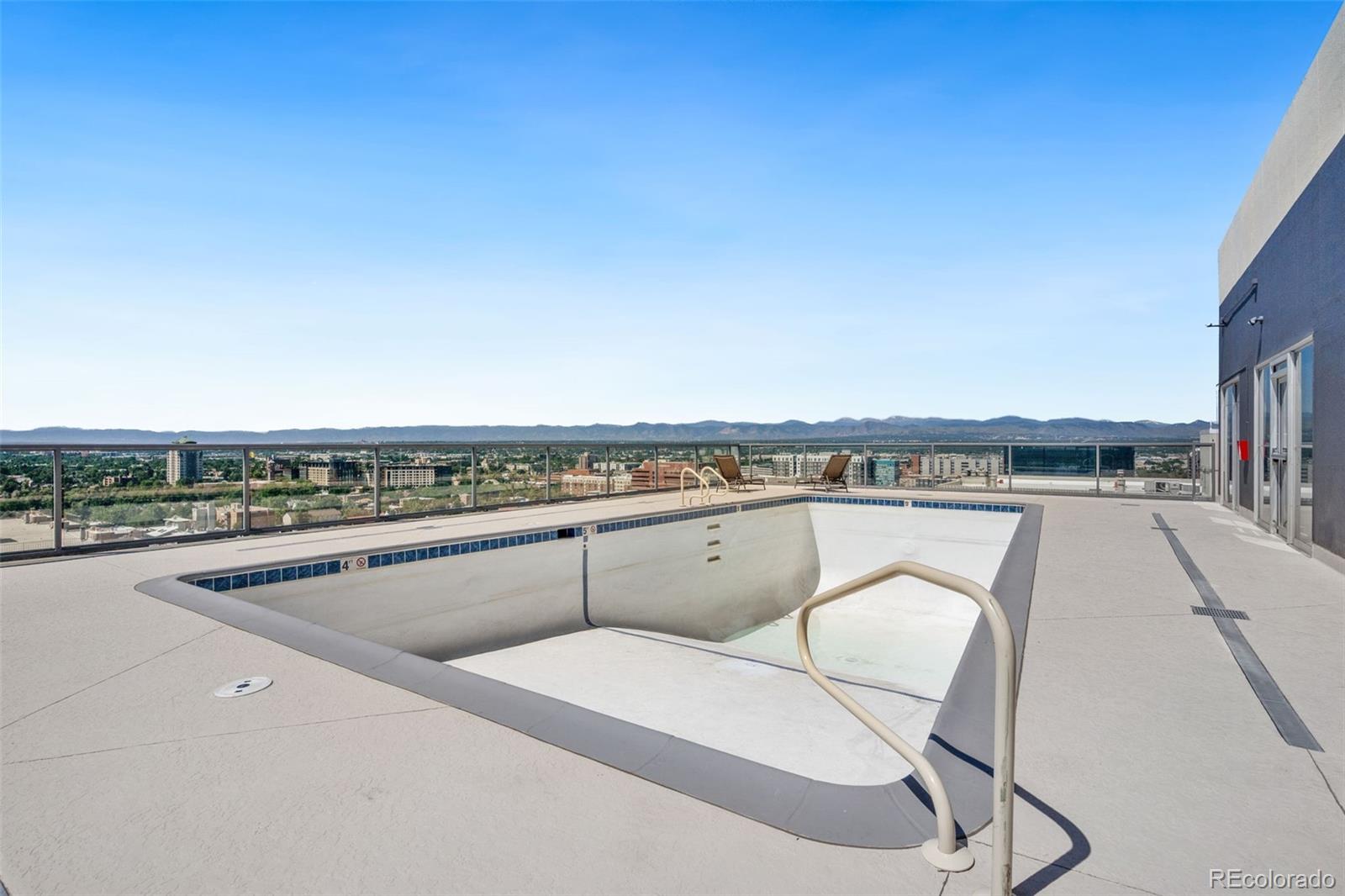 MLS Image #22 for 790 n washington street,denver, Colorado