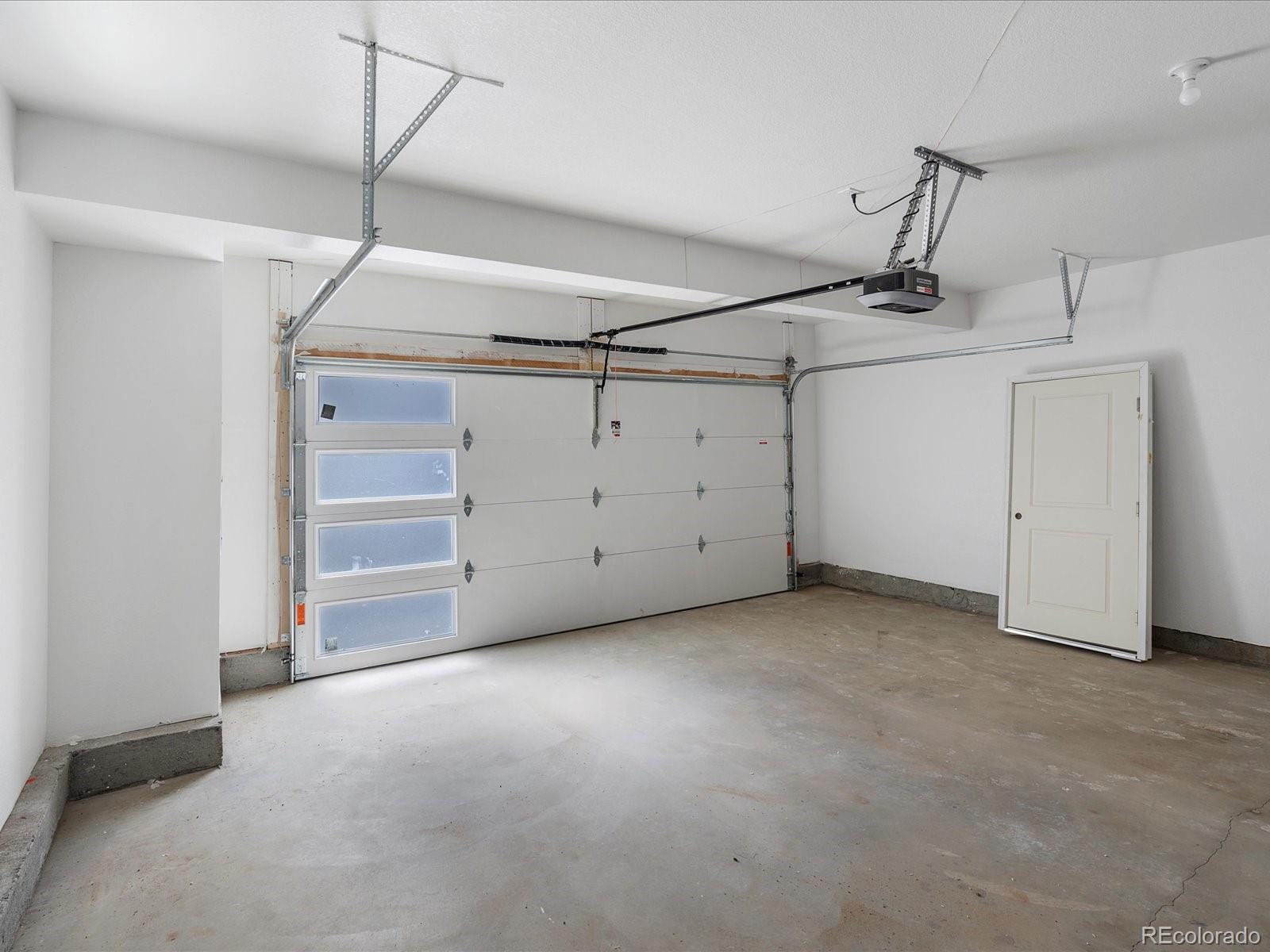 MLS Image #2 for 2032 s holly street,denver, Colorado