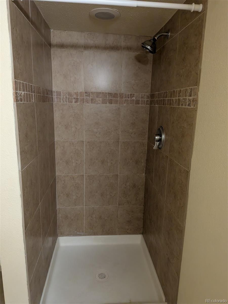 MLS Image #6 for 15703 e 13th place ,aurora, Colorado