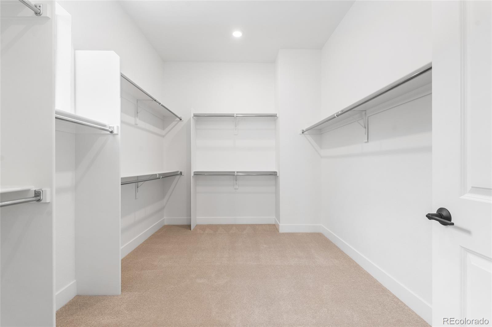 MLS Image #14 for 8664 s quemoy street,aurora, Colorado