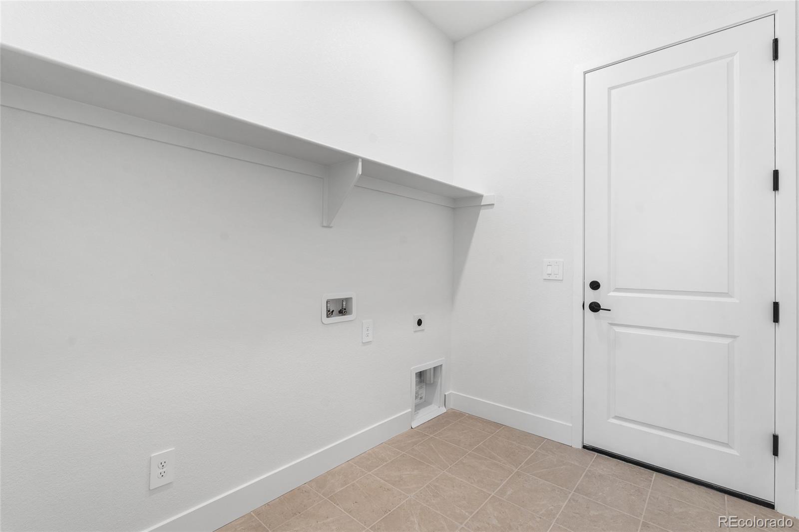 MLS Image #6 for 8664 s quemoy street,aurora, Colorado