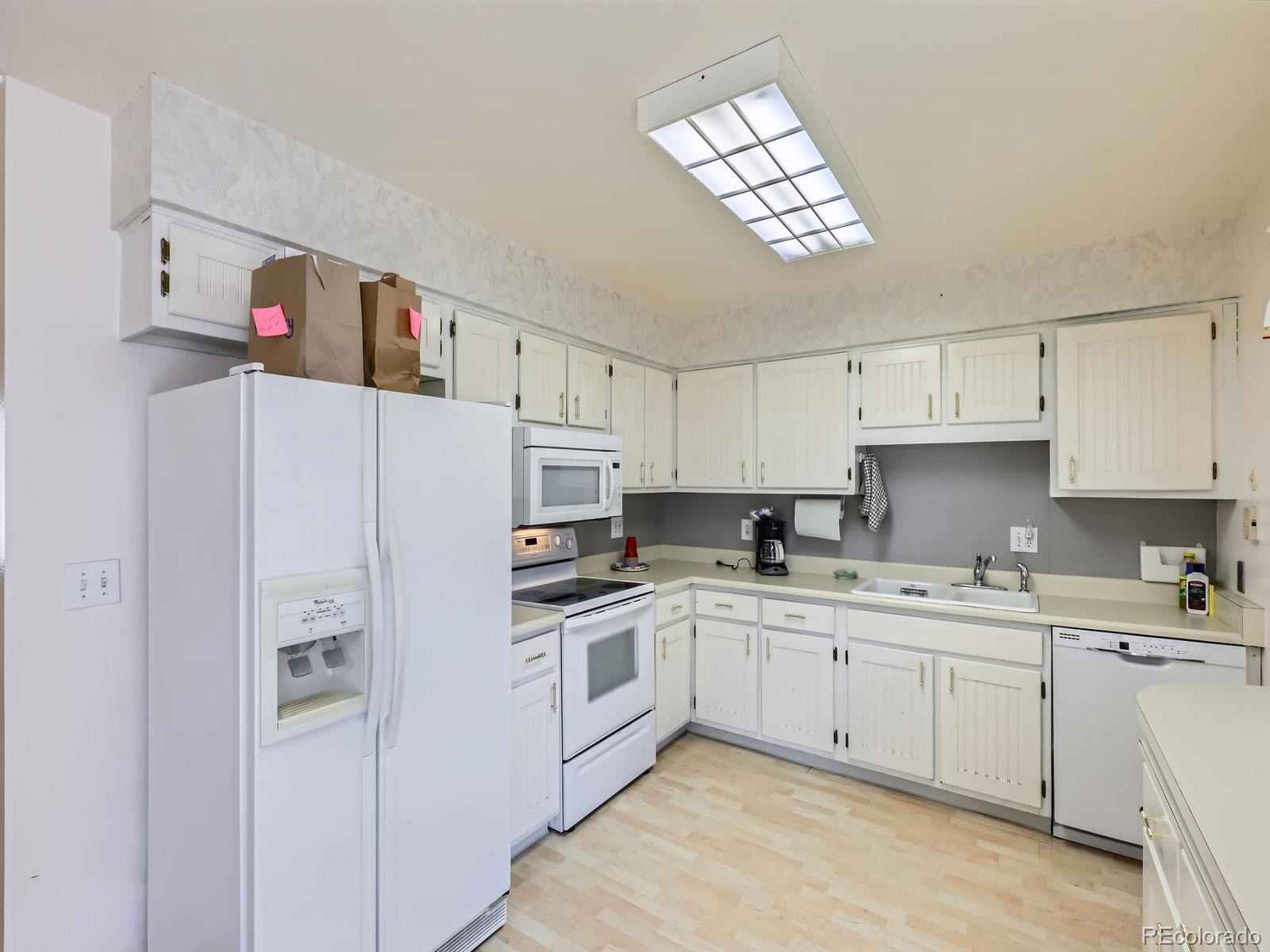 MLS Image #3 for 1576 s ursula court,aurora, Colorado