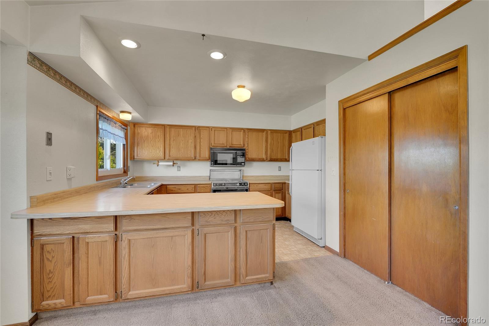 MLS Image #8 for 2882  gentry court,watkins, Colorado