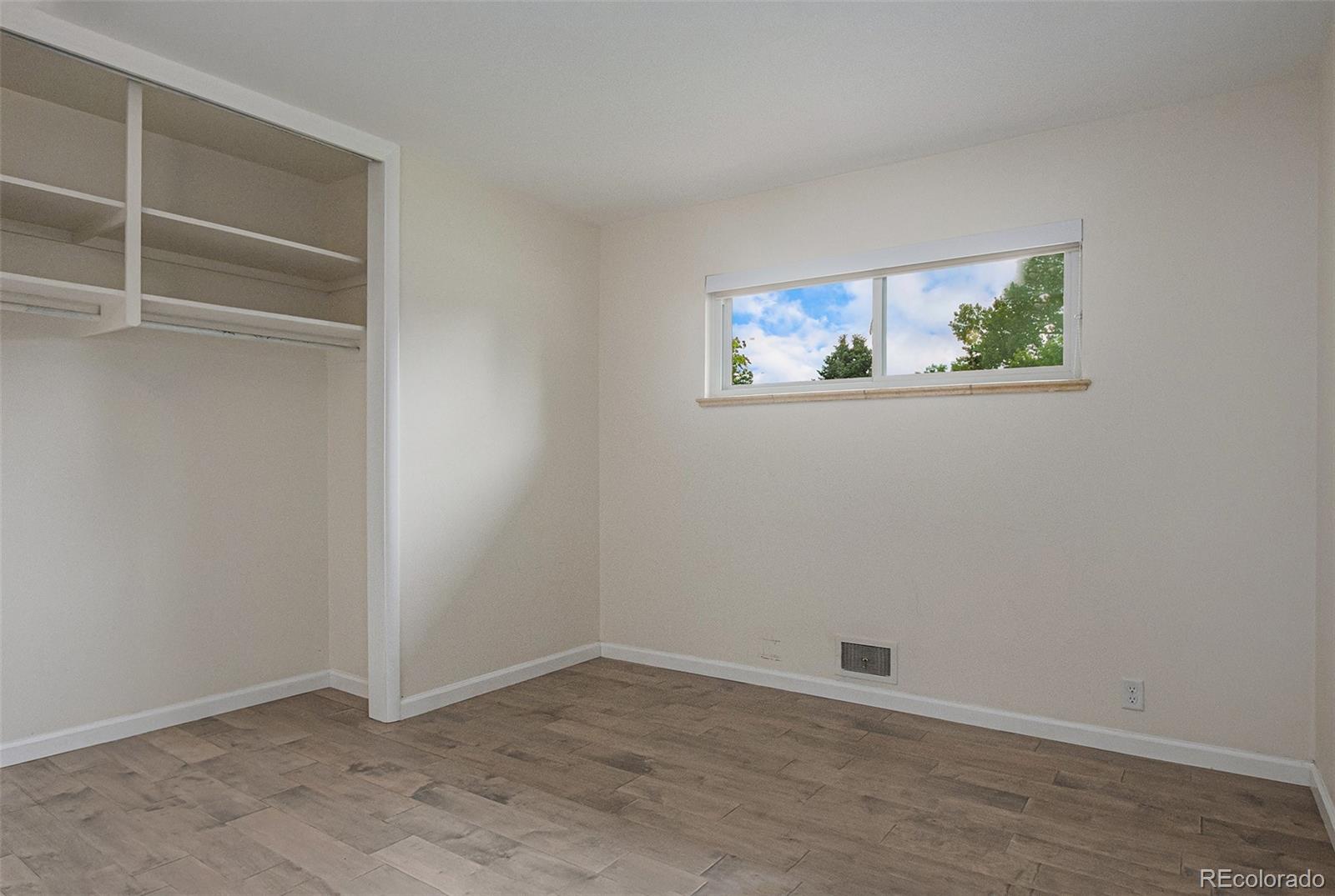MLS Image #11 for 1694 s elm street,denver, Colorado
