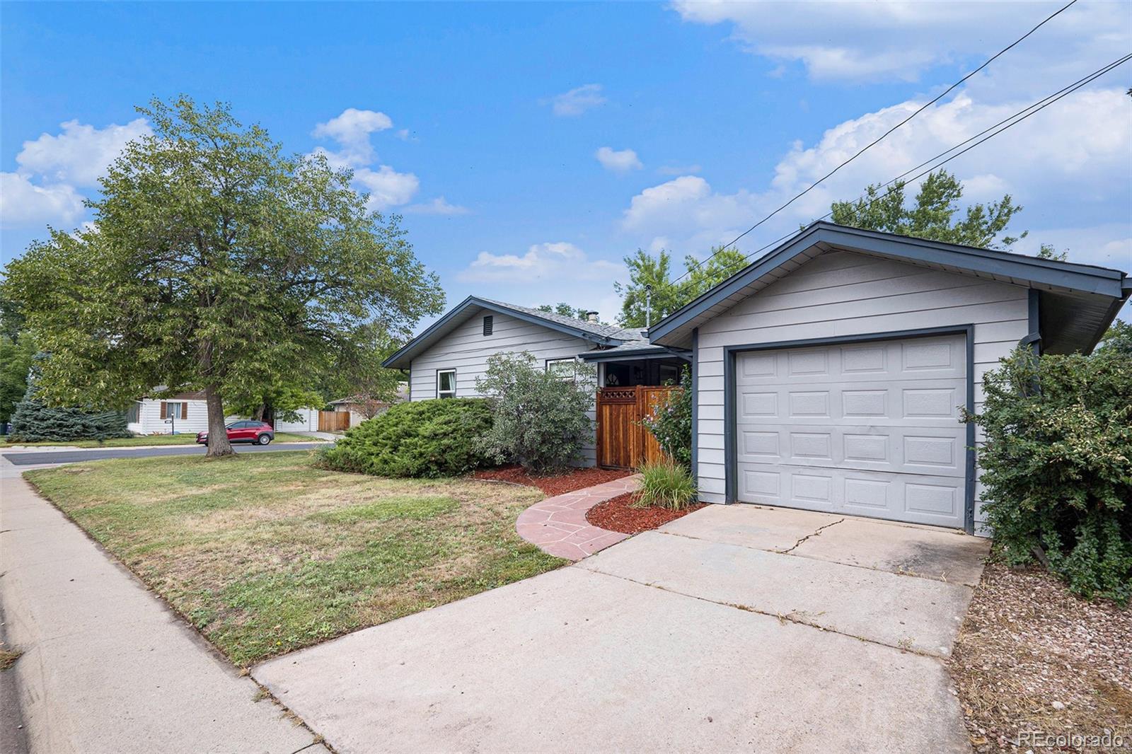 MLS Image #19 for 1694 s elm street,denver, Colorado
