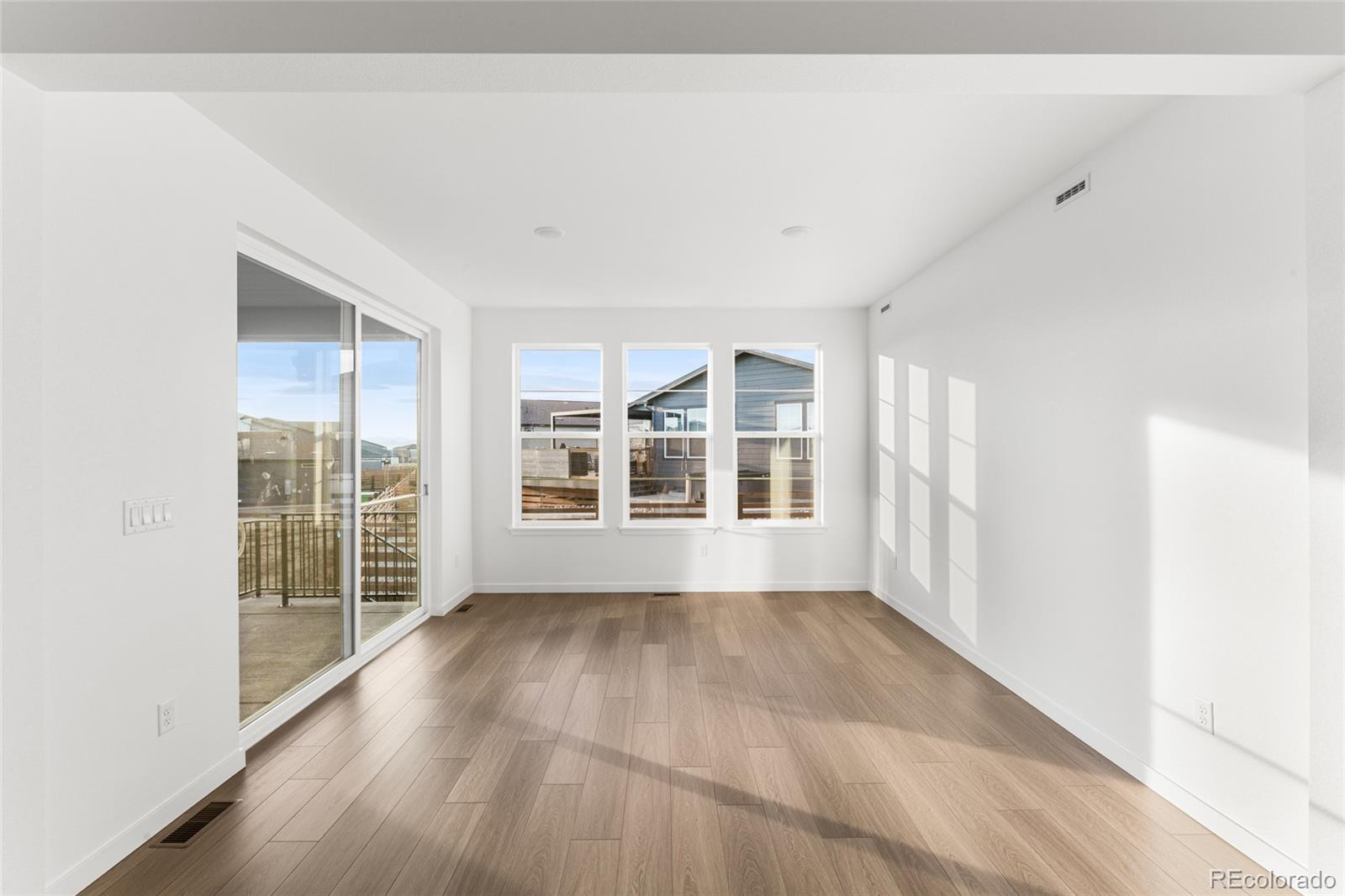 MLS Image #11 for 4125 n duquesne court,aurora, Colorado