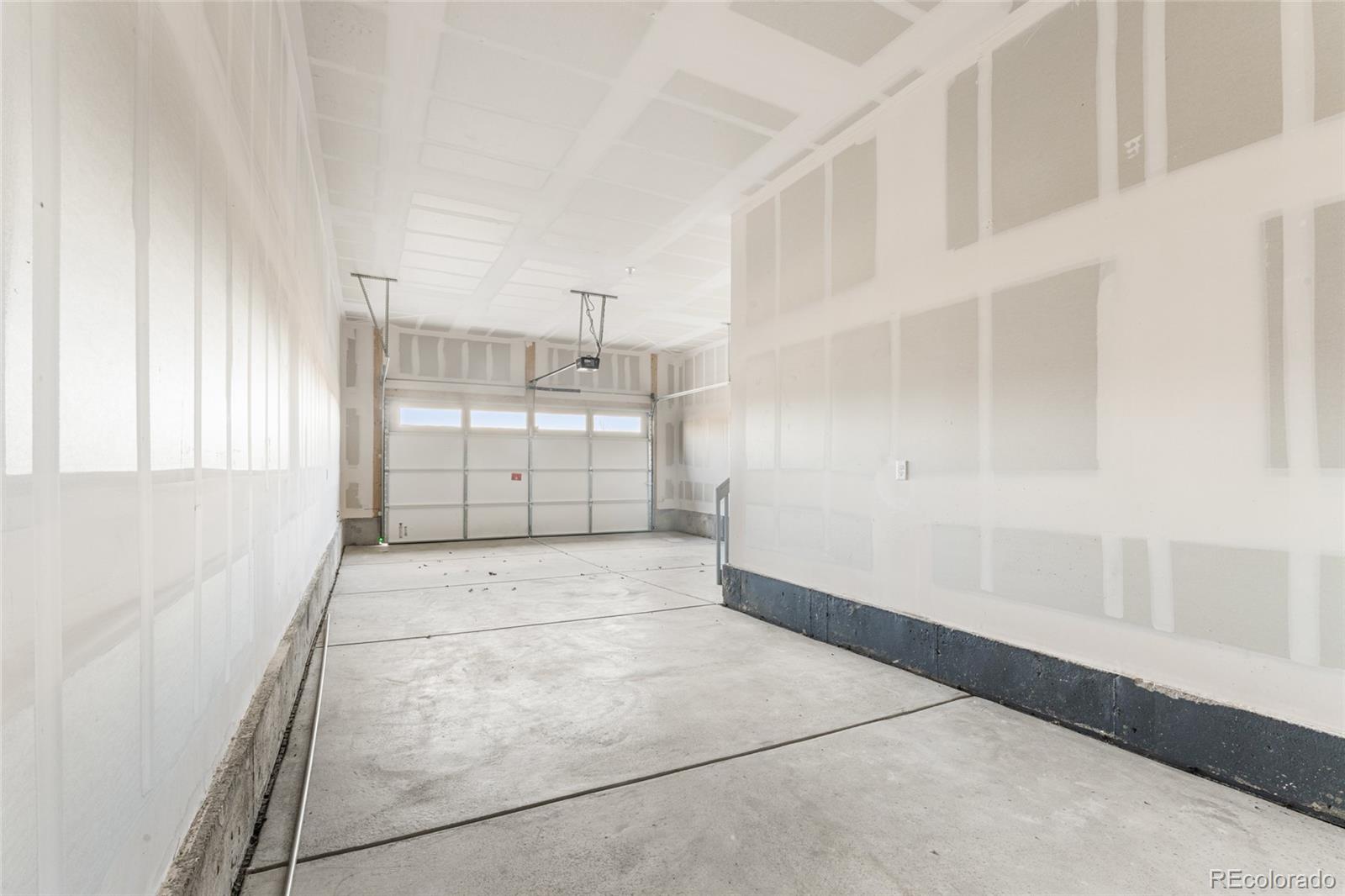 MLS Image #18 for 4125 n duquesne court,aurora, Colorado