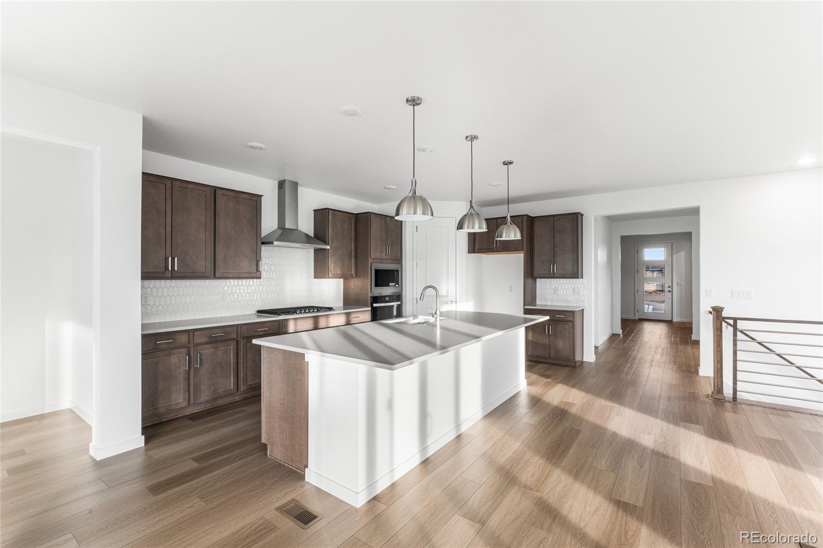 MLS Image #5 for 4125 n duquesne court,aurora, Colorado