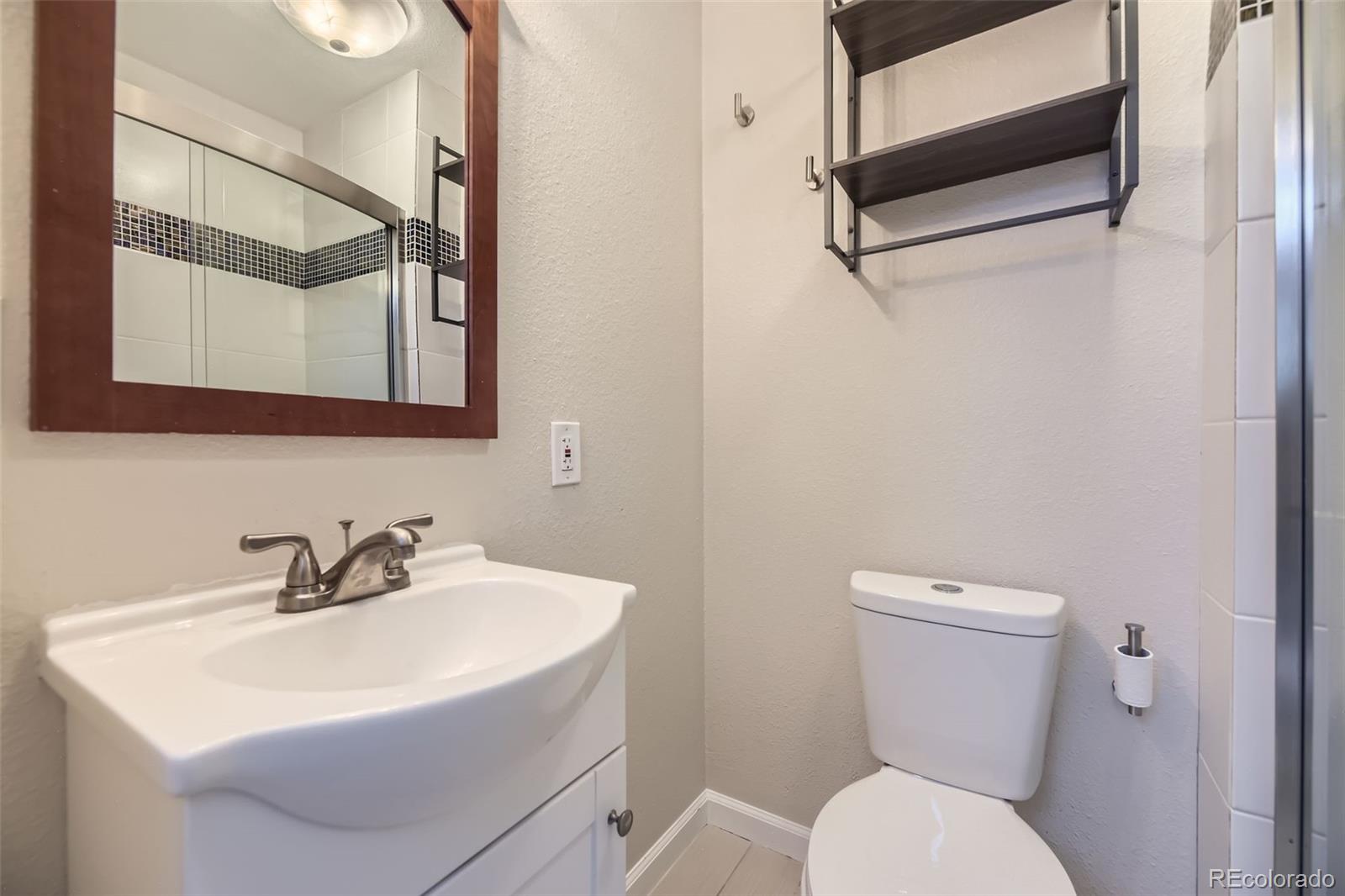 MLS Image #15 for 1021  stuart street,denver, Colorado