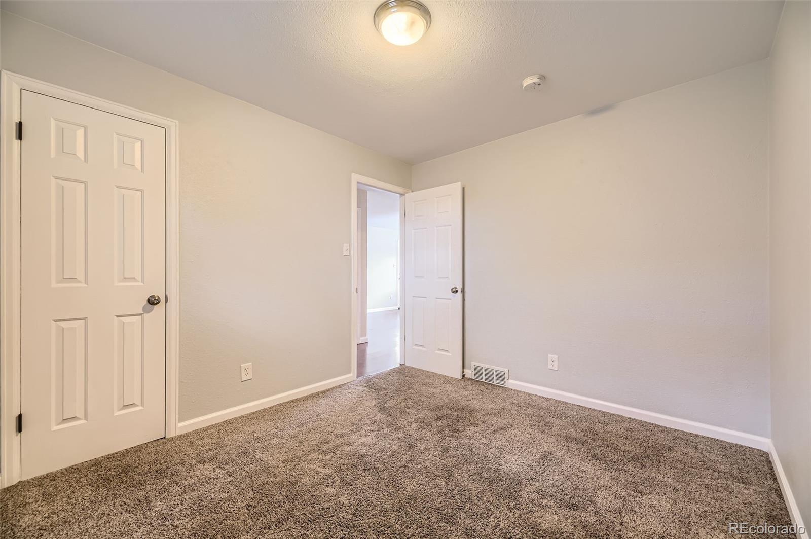 MLS Image #18 for 1021  stuart street,denver, Colorado