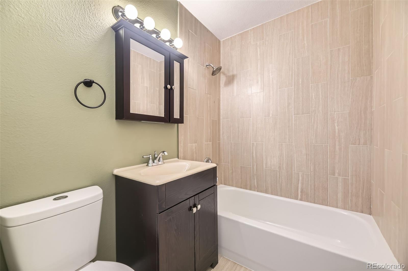 MLS Image #21 for 1021  stuart street,denver, Colorado