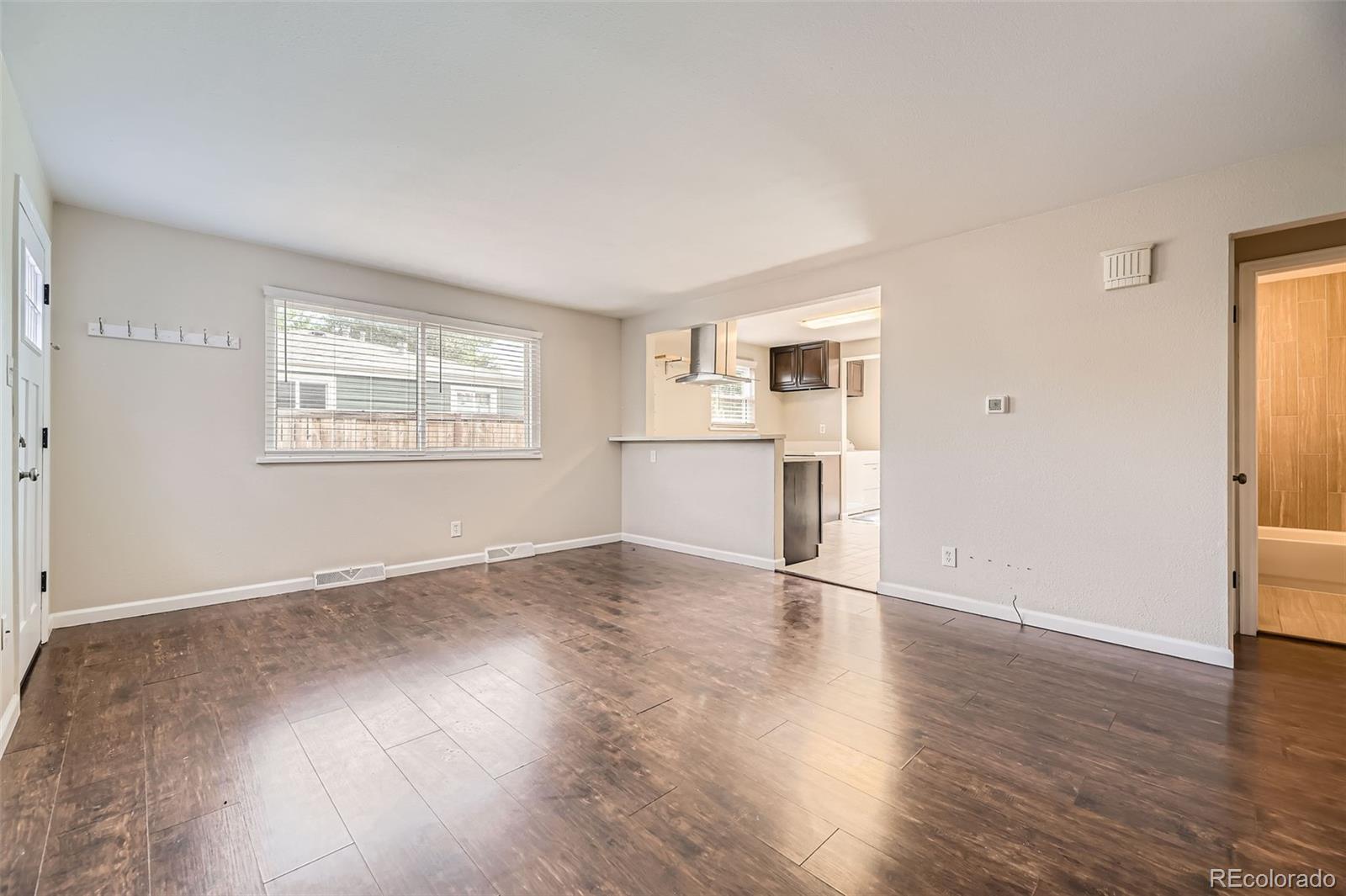 MLS Image #6 for 1021  stuart street,denver, Colorado
