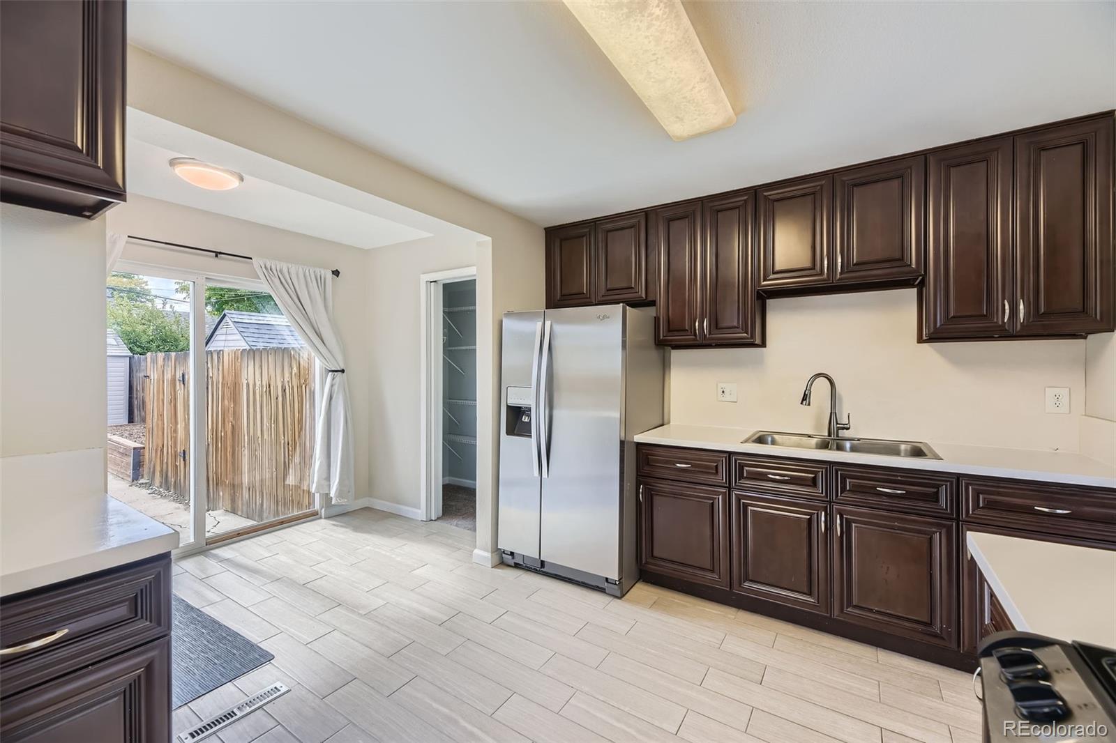 MLS Image #9 for 1021  stuart street,denver, Colorado