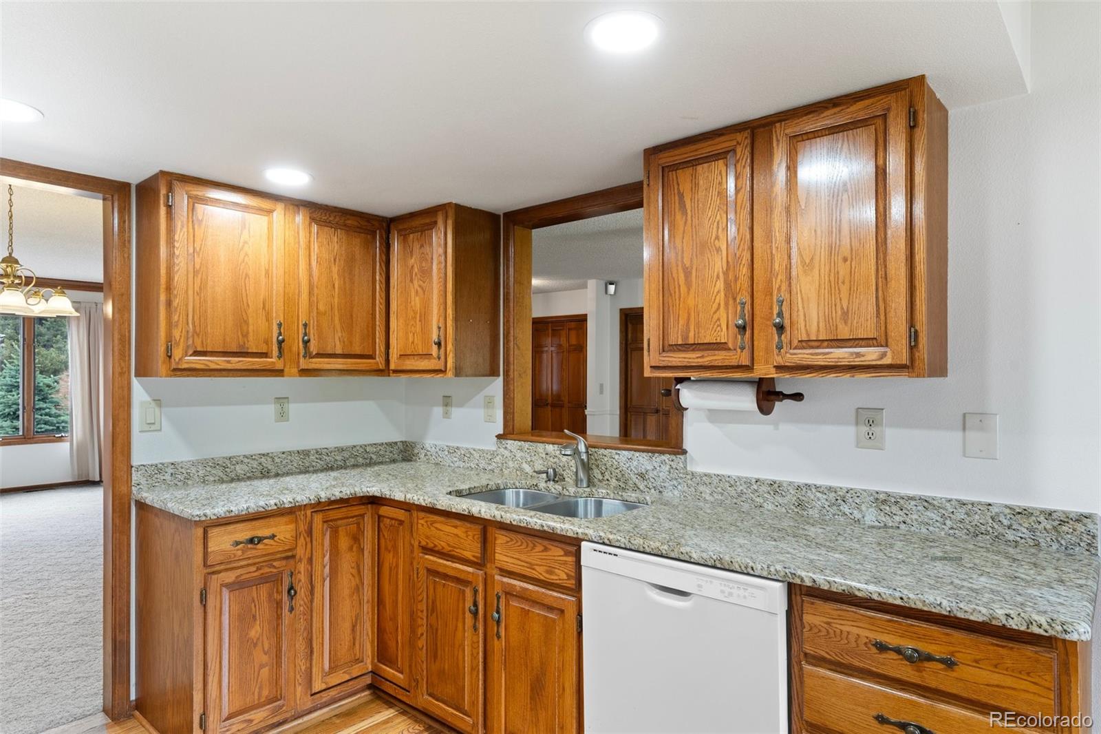 MLS Image #11 for 405  union place,colorado springs, Colorado