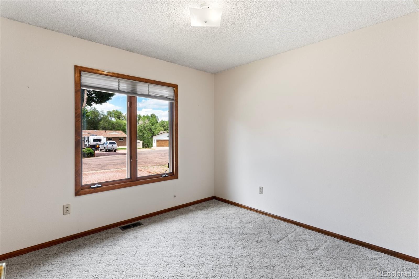 MLS Image #24 for 405  union place,colorado springs, Colorado