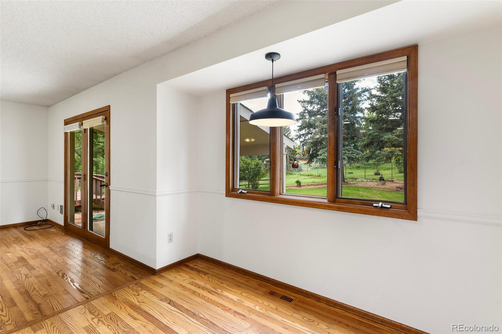 MLS Image #9 for 405  union place,colorado springs, Colorado