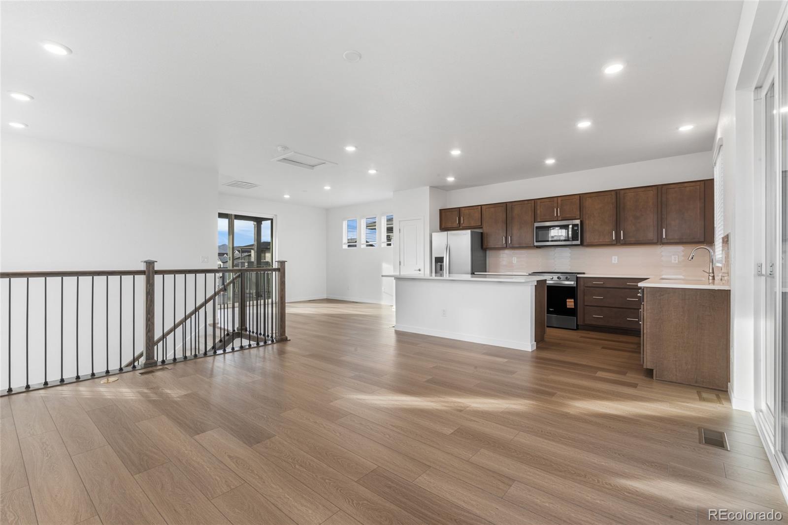 MLS Image #5 for 8625  hotchkiss street,littleton, Colorado