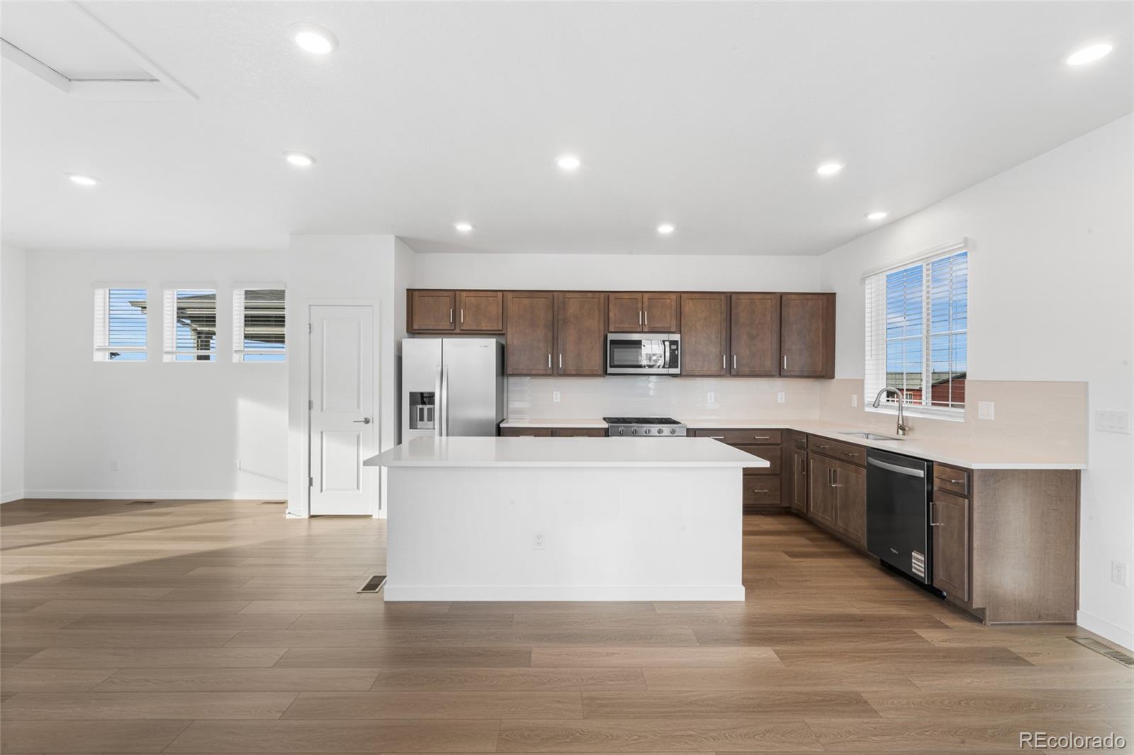 MLS Image #7 for 8625  hotchkiss street,littleton, Colorado