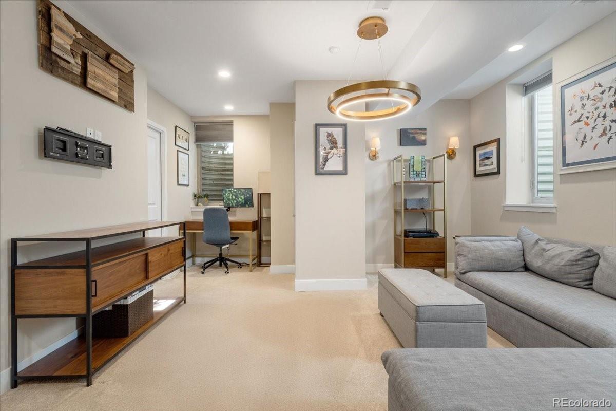 MLS Image #38 for 2420 s gilpin street,denver, Colorado