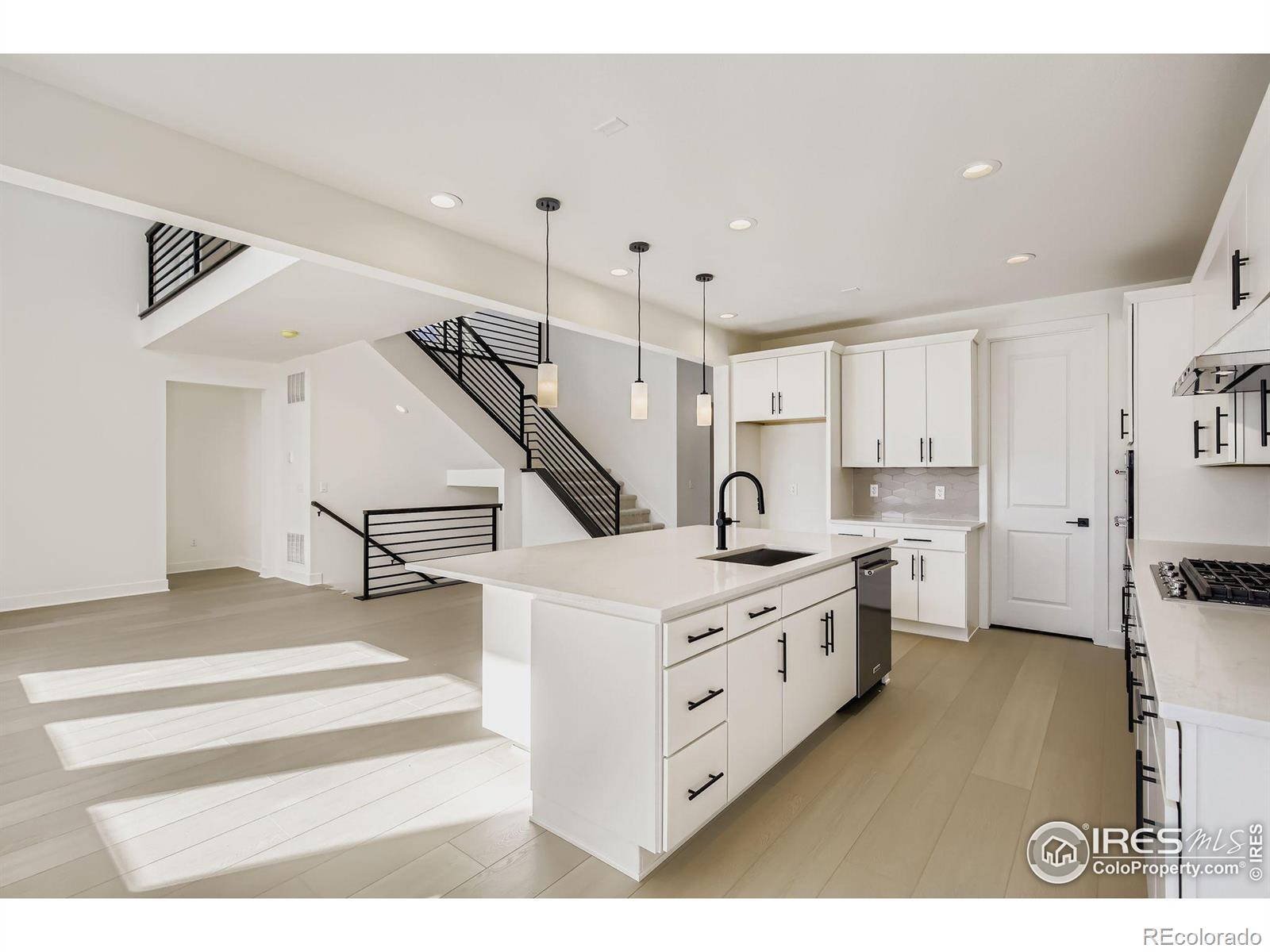MLS Image #3 for 5603  zadie avenue,timnath, Colorado