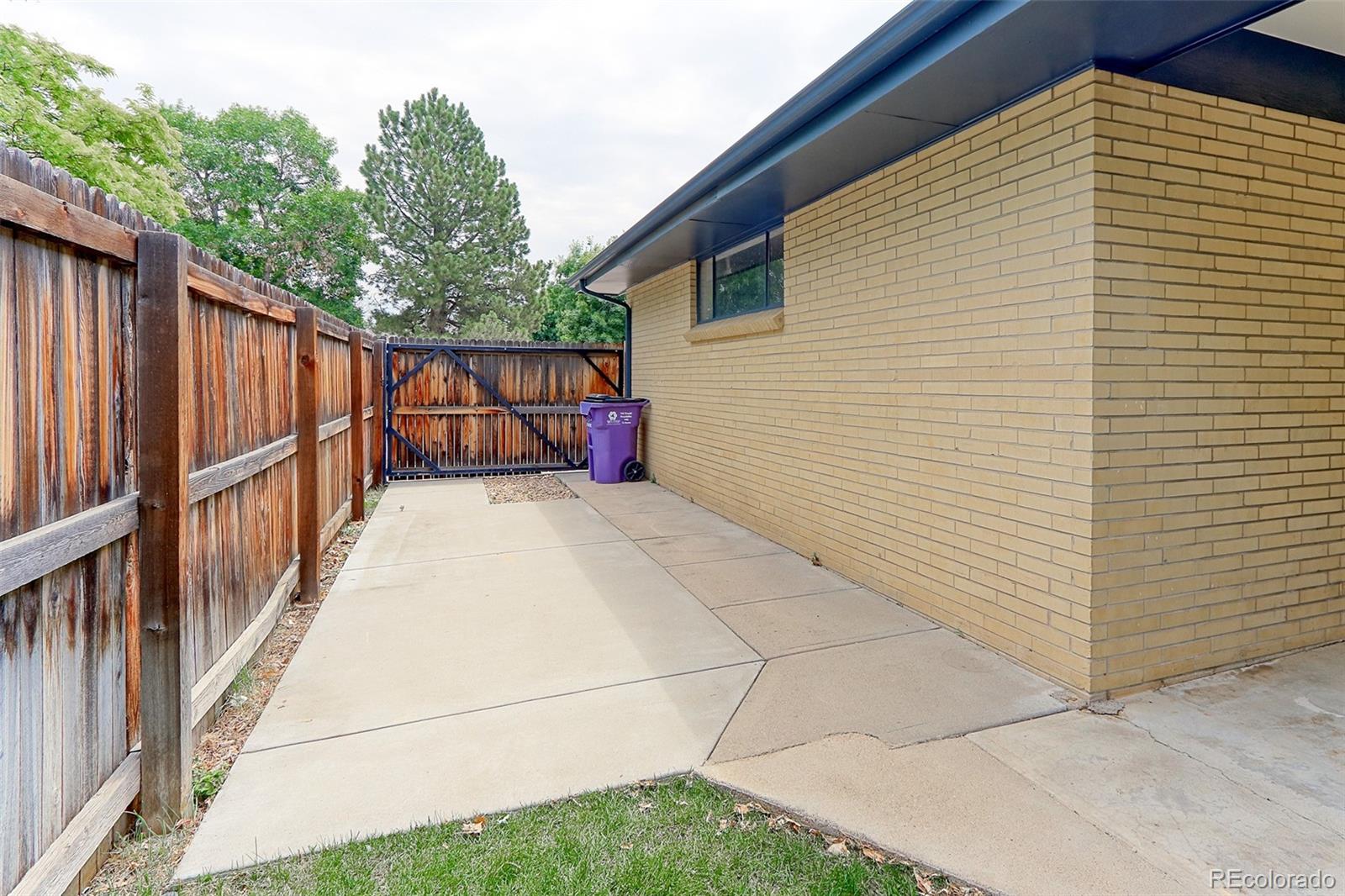 MLS Image #14 for 353 s niagara street,denver, Colorado