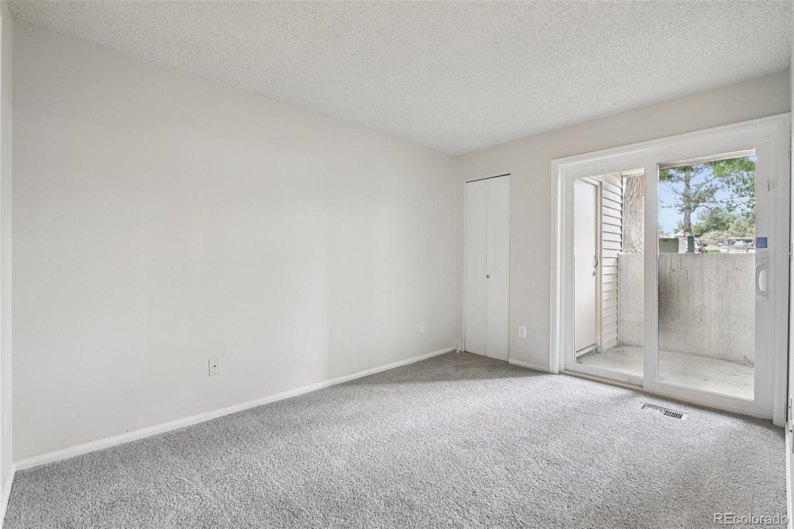 MLS Image #11 for 6705 s field street,littleton, Colorado