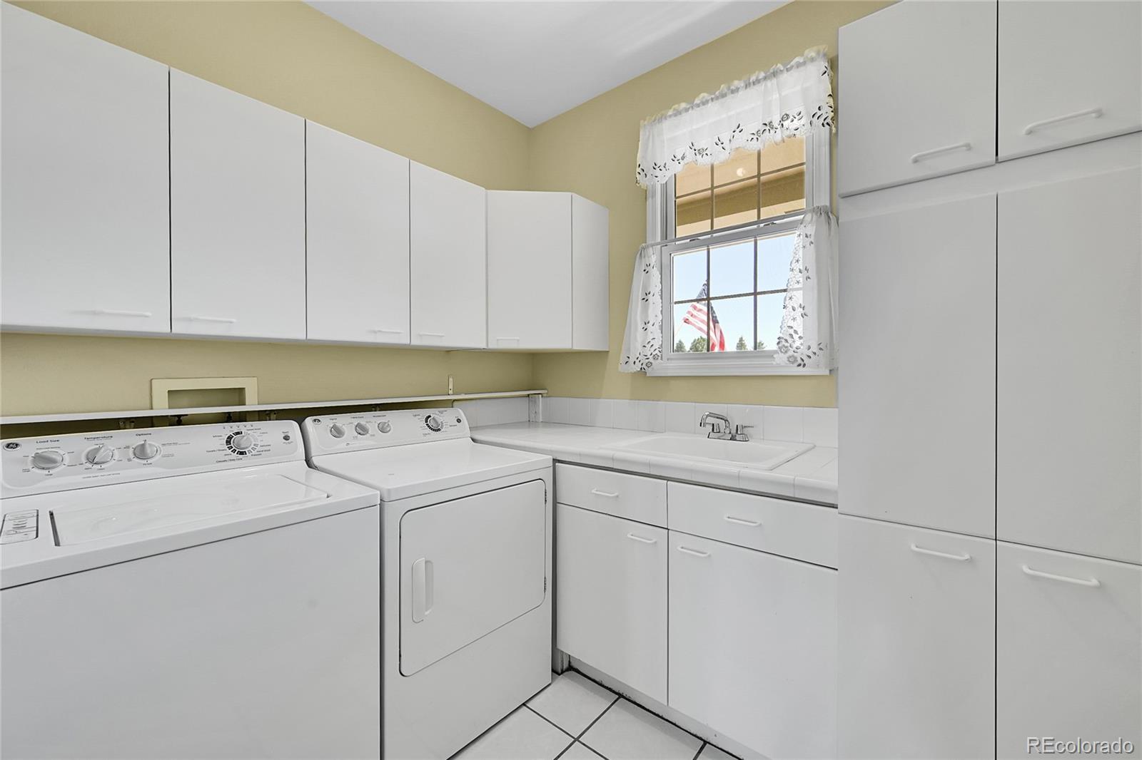 MLS Image #15 for 41479  countryside circle,parker, Colorado
