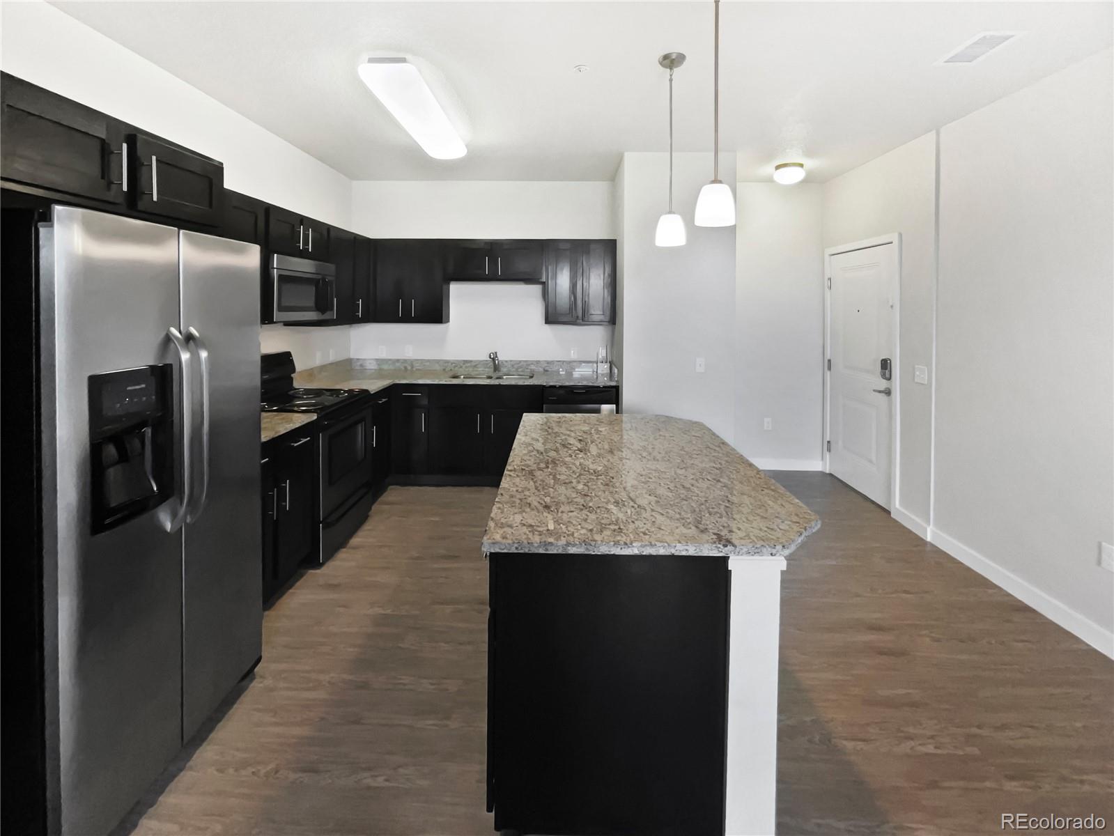 MLS Image #10 for 4100  albion street 523,denver, Colorado