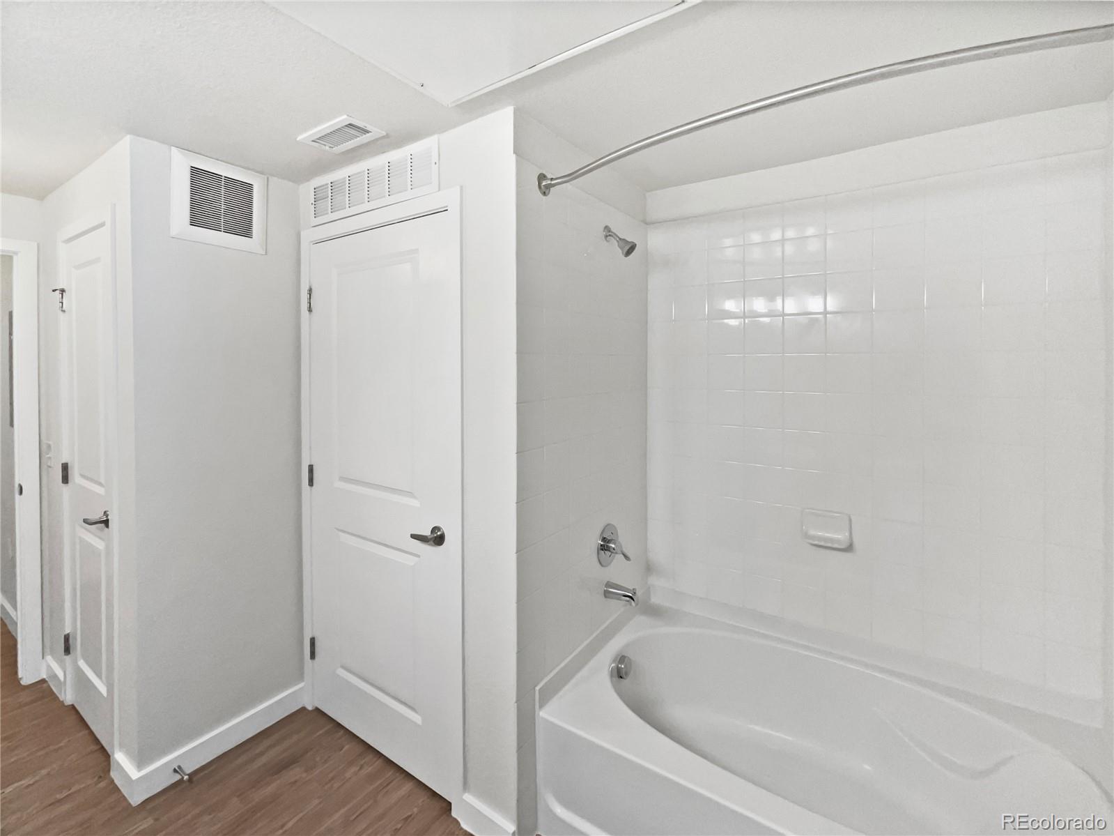 MLS Image #13 for 4100  albion street 523,denver, Colorado
