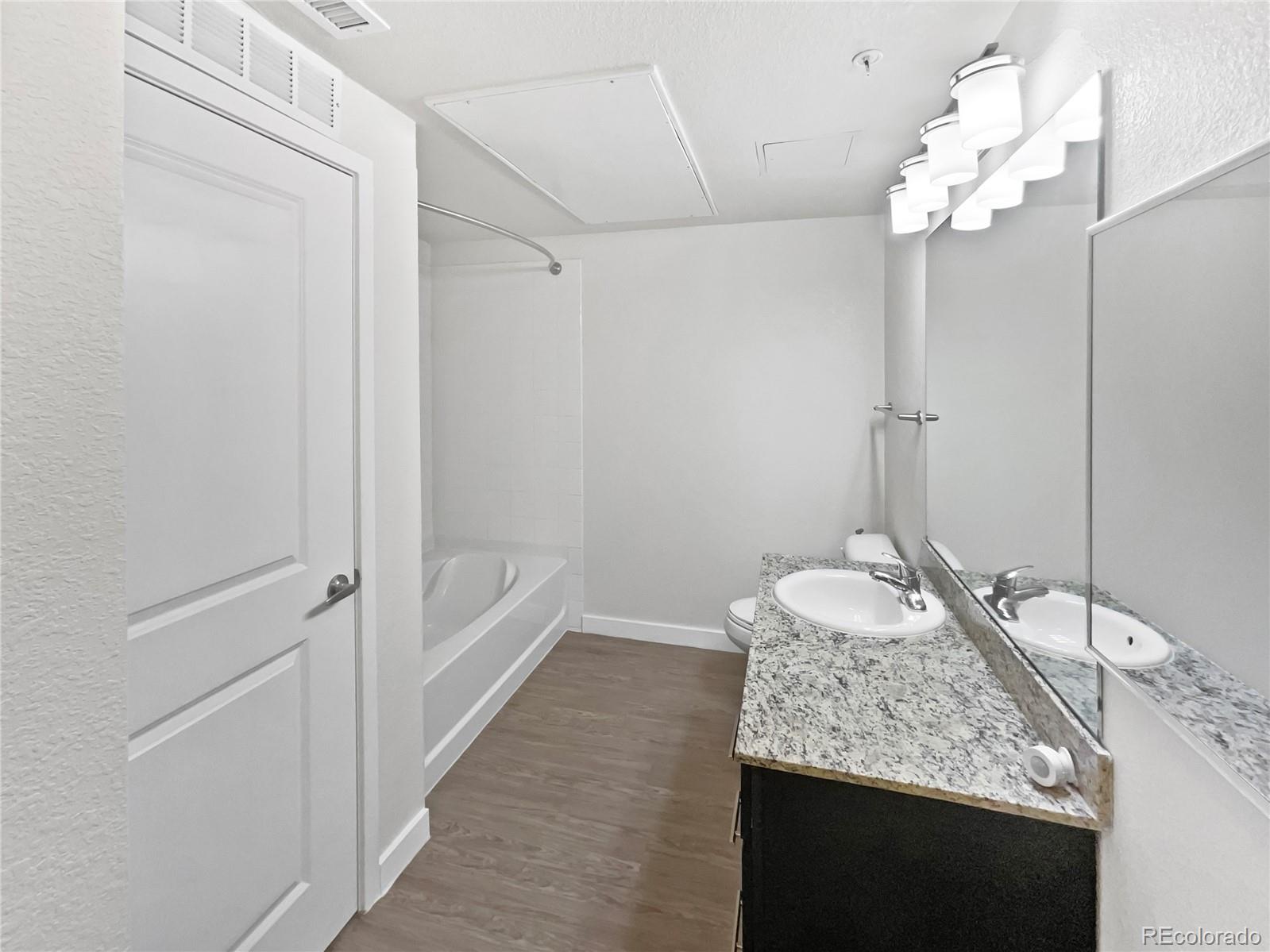 MLS Image #7 for 4100  albion street 523,denver, Colorado