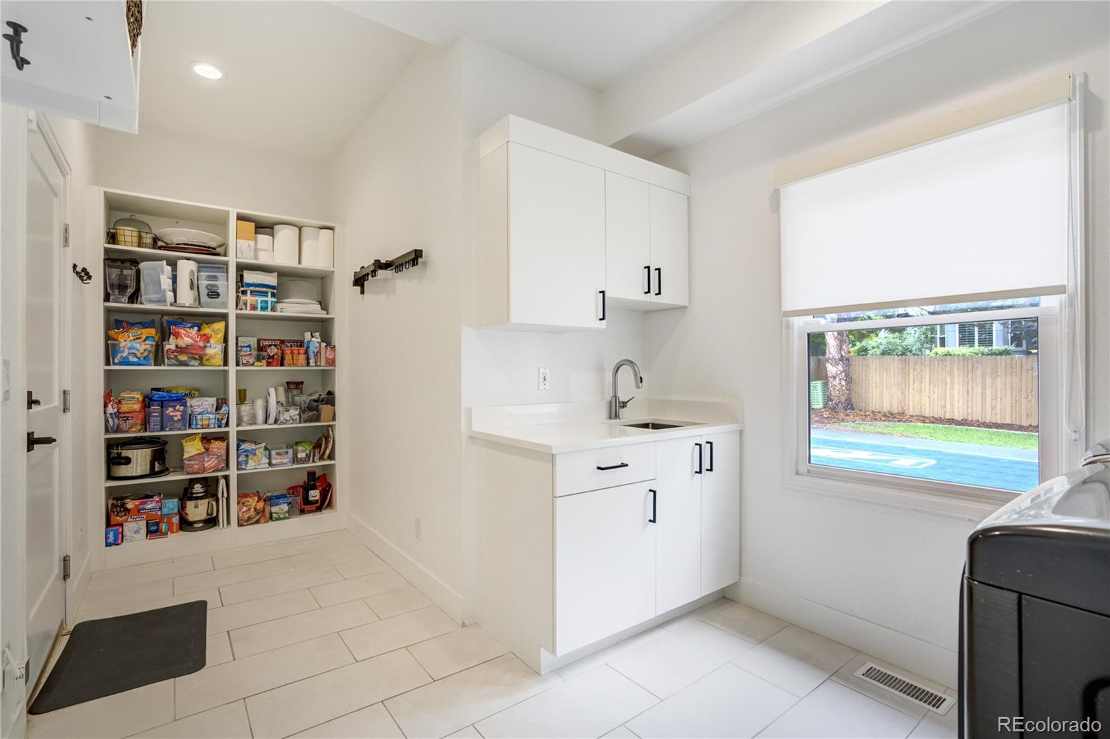 MLS Image #21 for 11389 e maplewood avenue,englewood, Colorado