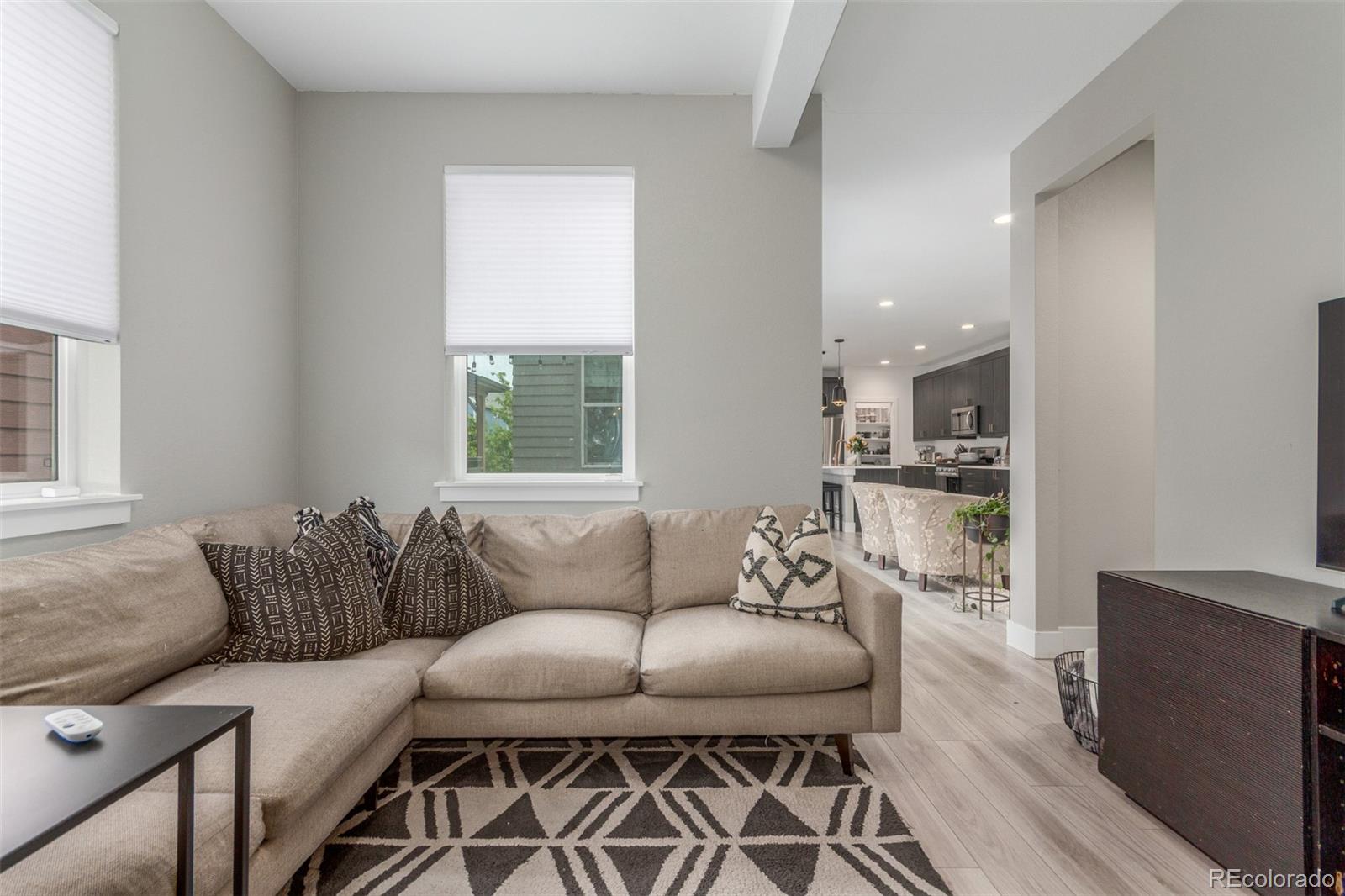 MLS Image #15 for 21451 e 60th avenue,aurora, Colorado