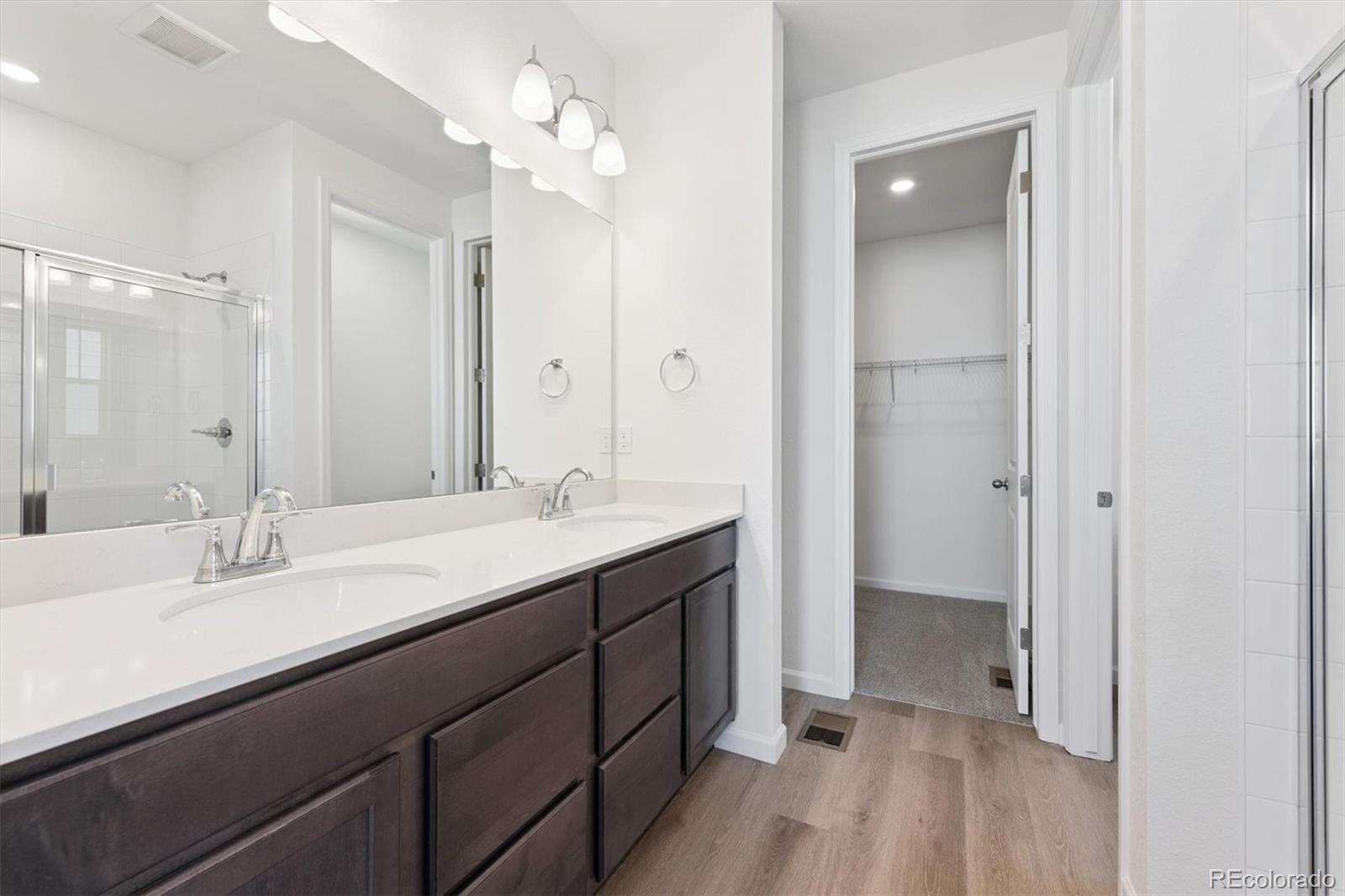 MLS Image #10 for 24745 e 41st avenue,aurora, Colorado