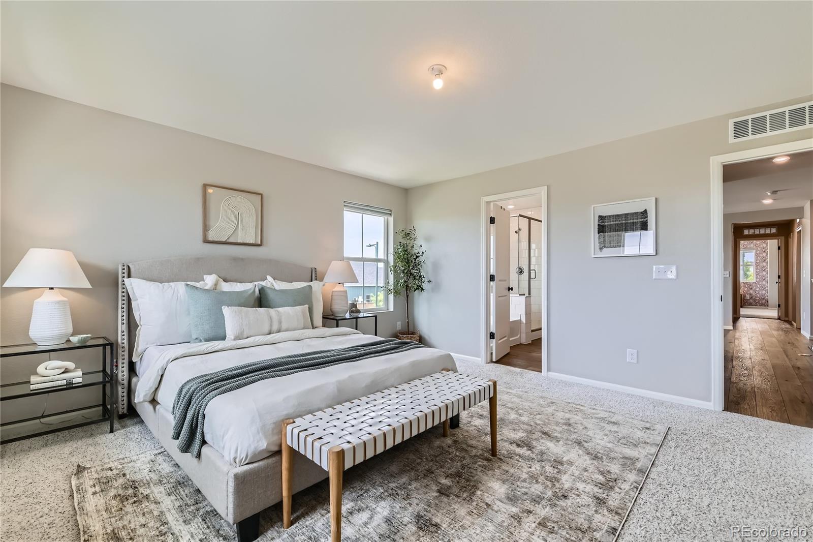 MLS Image #12 for 5975  hanover street,denver, Colorado