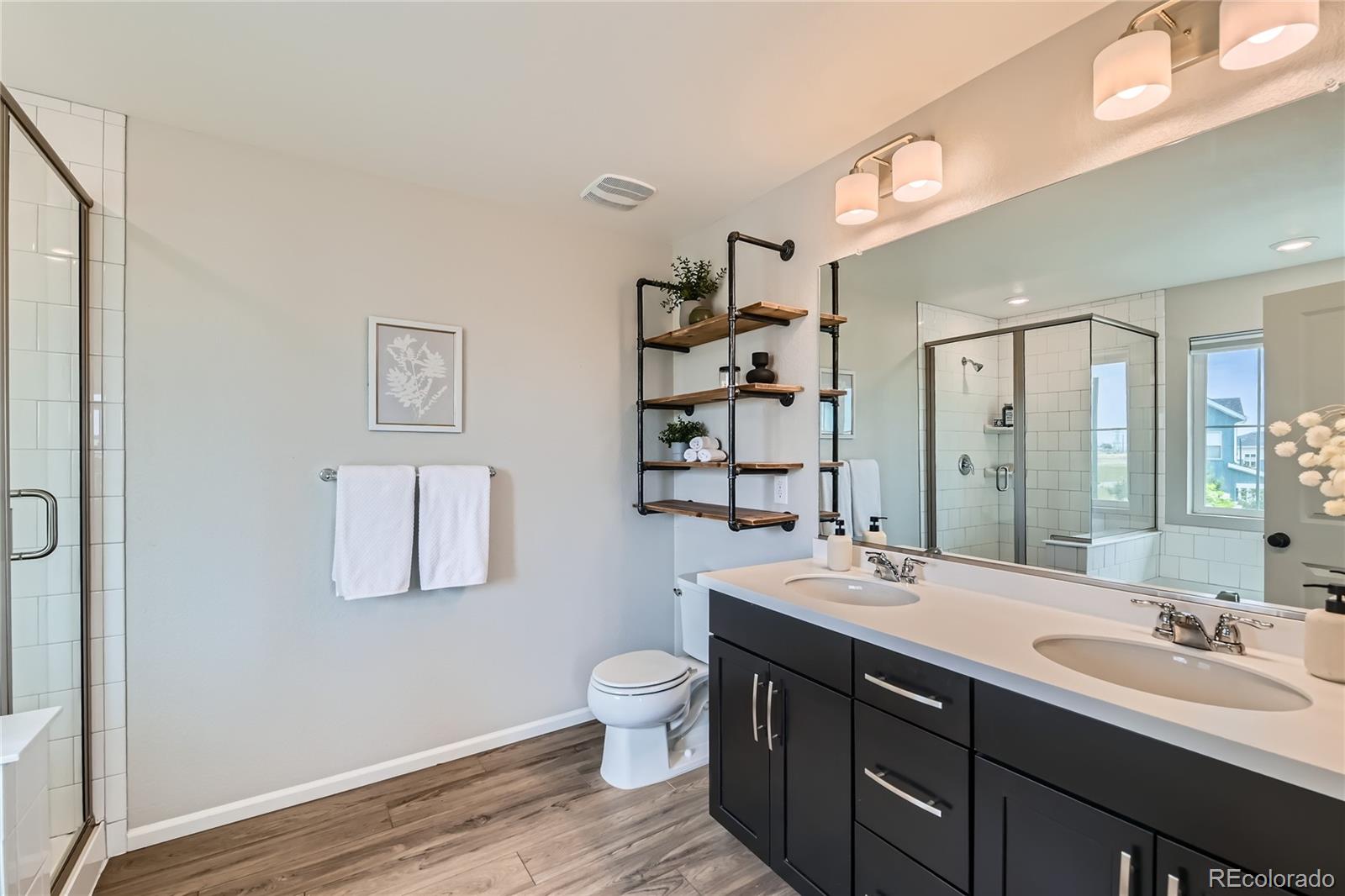 MLS Image #13 for 5975  hanover street,denver, Colorado