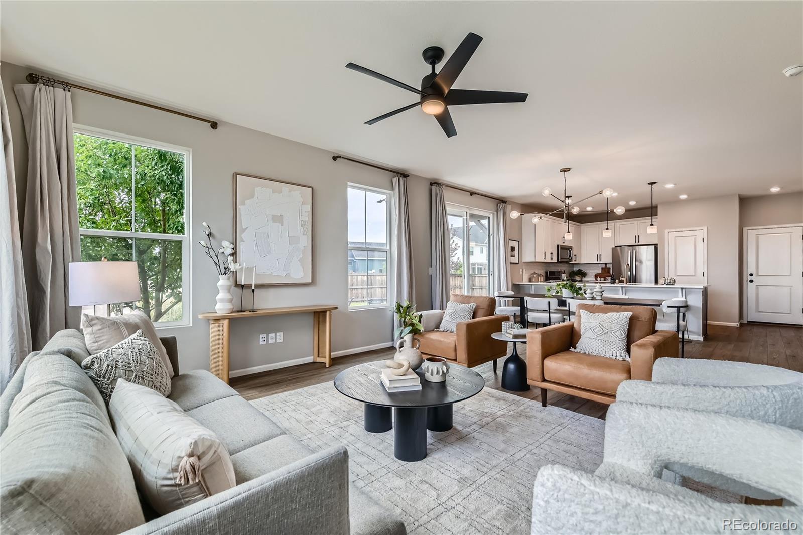 MLS Image #4 for 5975  hanover street,denver, Colorado